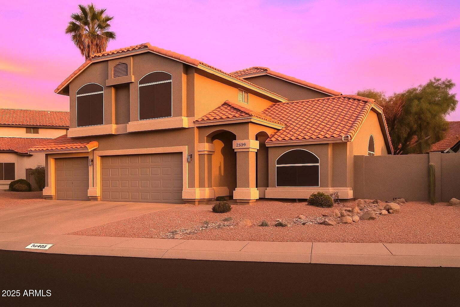 2302 E MOUNTAIN SKY Avenue