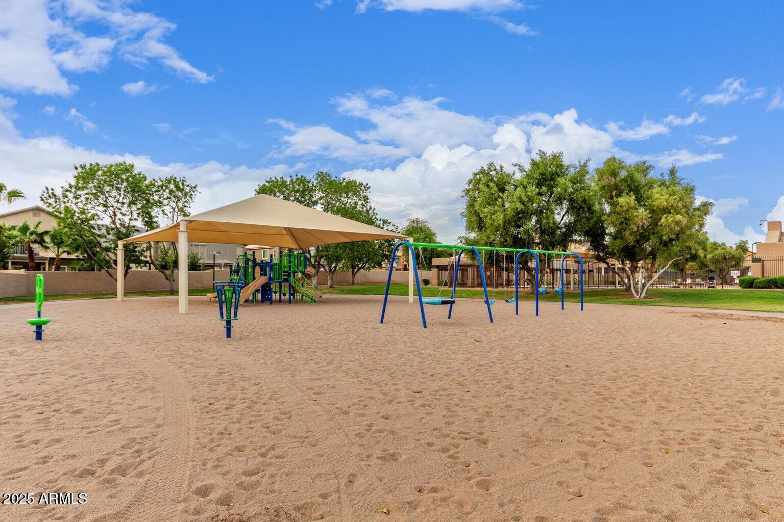 2302 E MOUNTAIN SKY Avenue