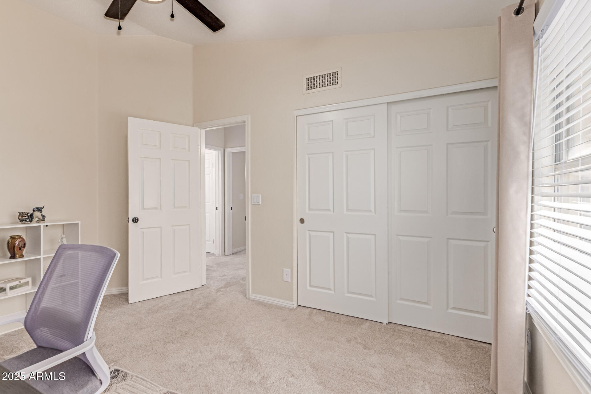 2302 E MOUNTAIN SKY Avenue