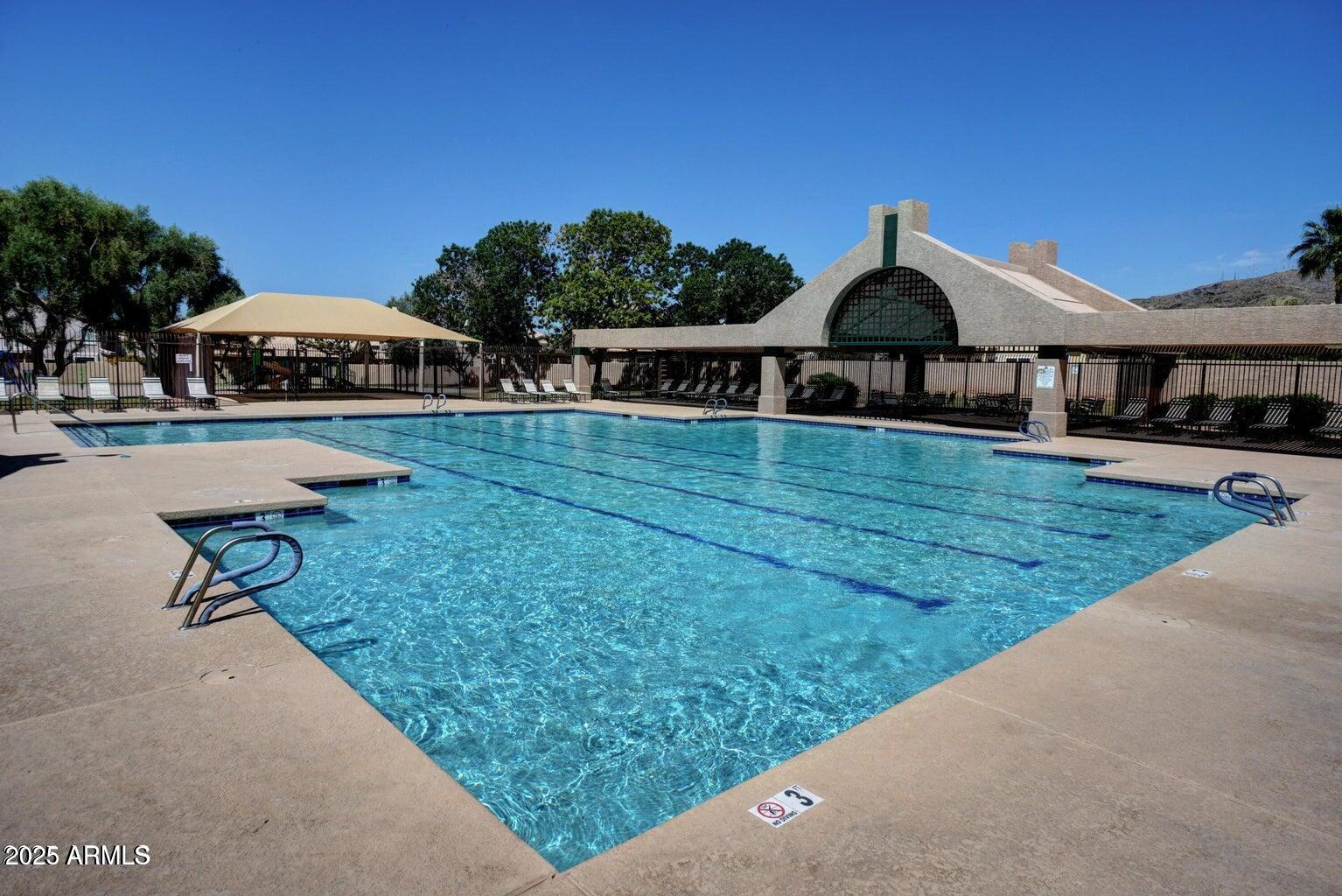 2302 E MOUNTAIN SKY Avenue