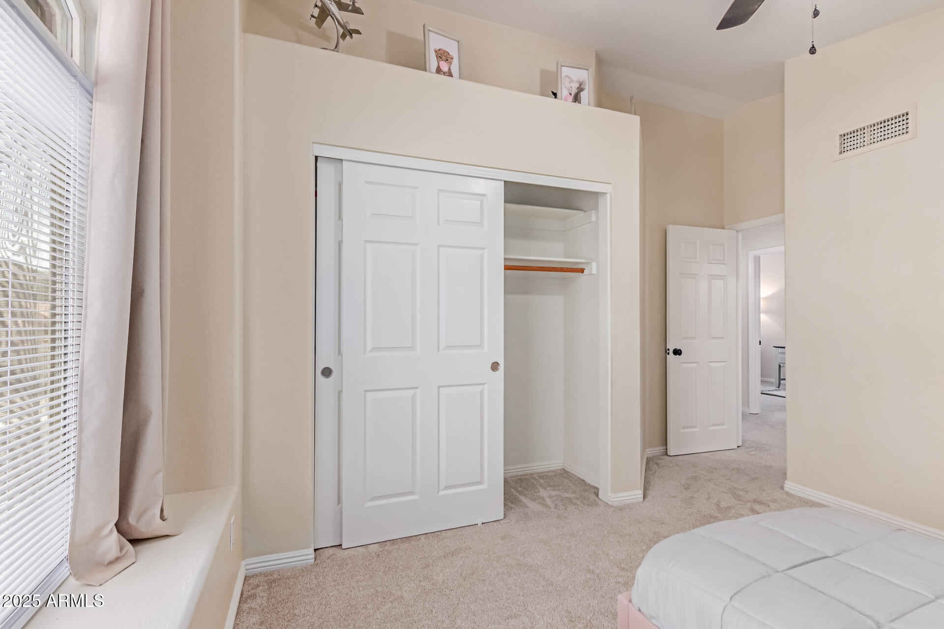 2302 E MOUNTAIN SKY Avenue