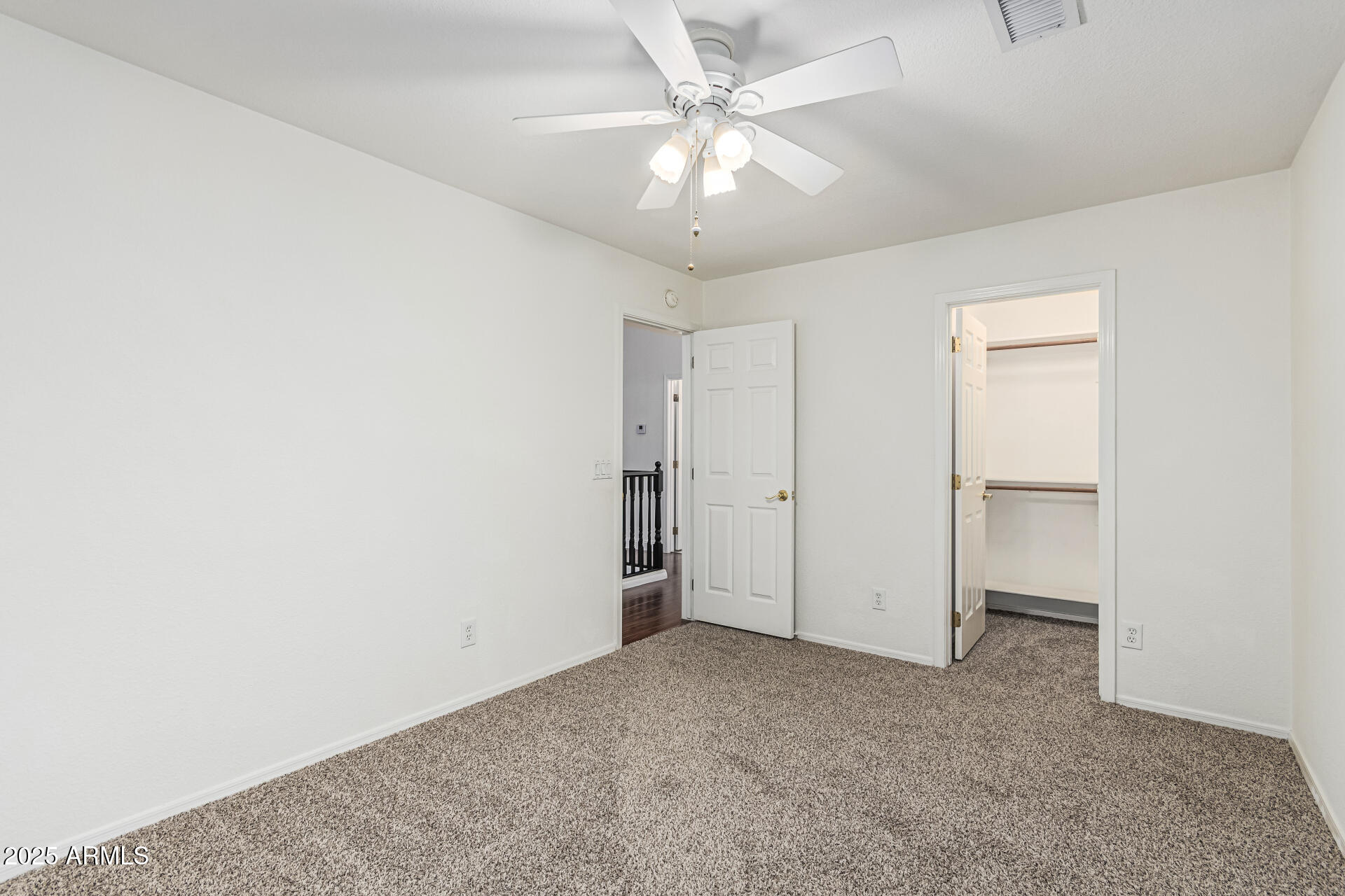 1031 W Longhorn Drive