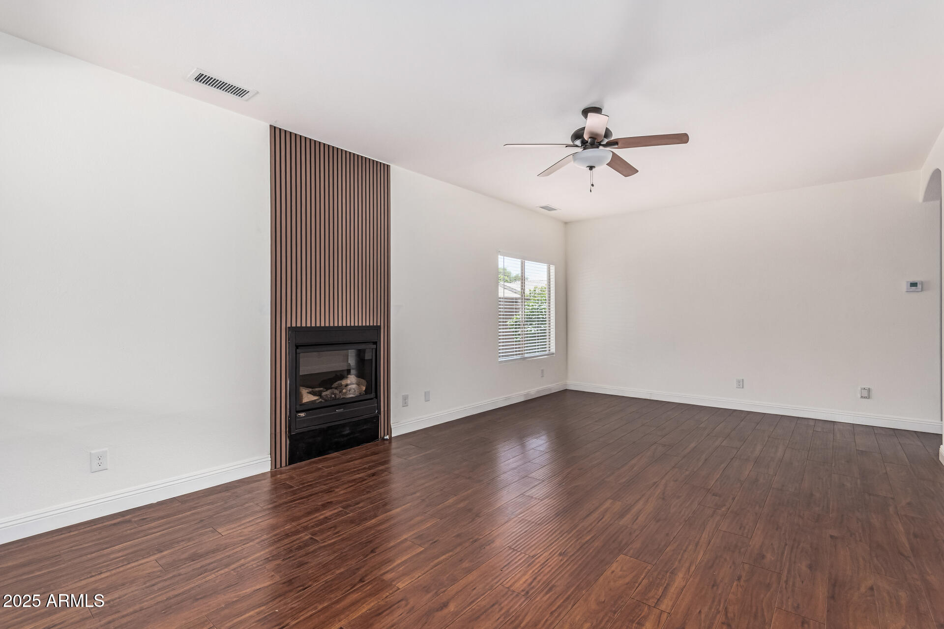 1031 W Longhorn Drive