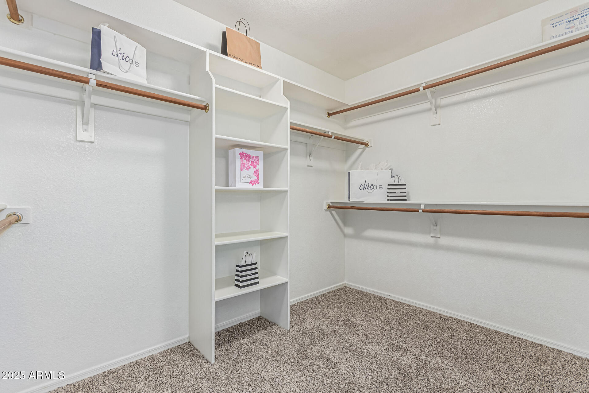 1031 W Longhorn Drive