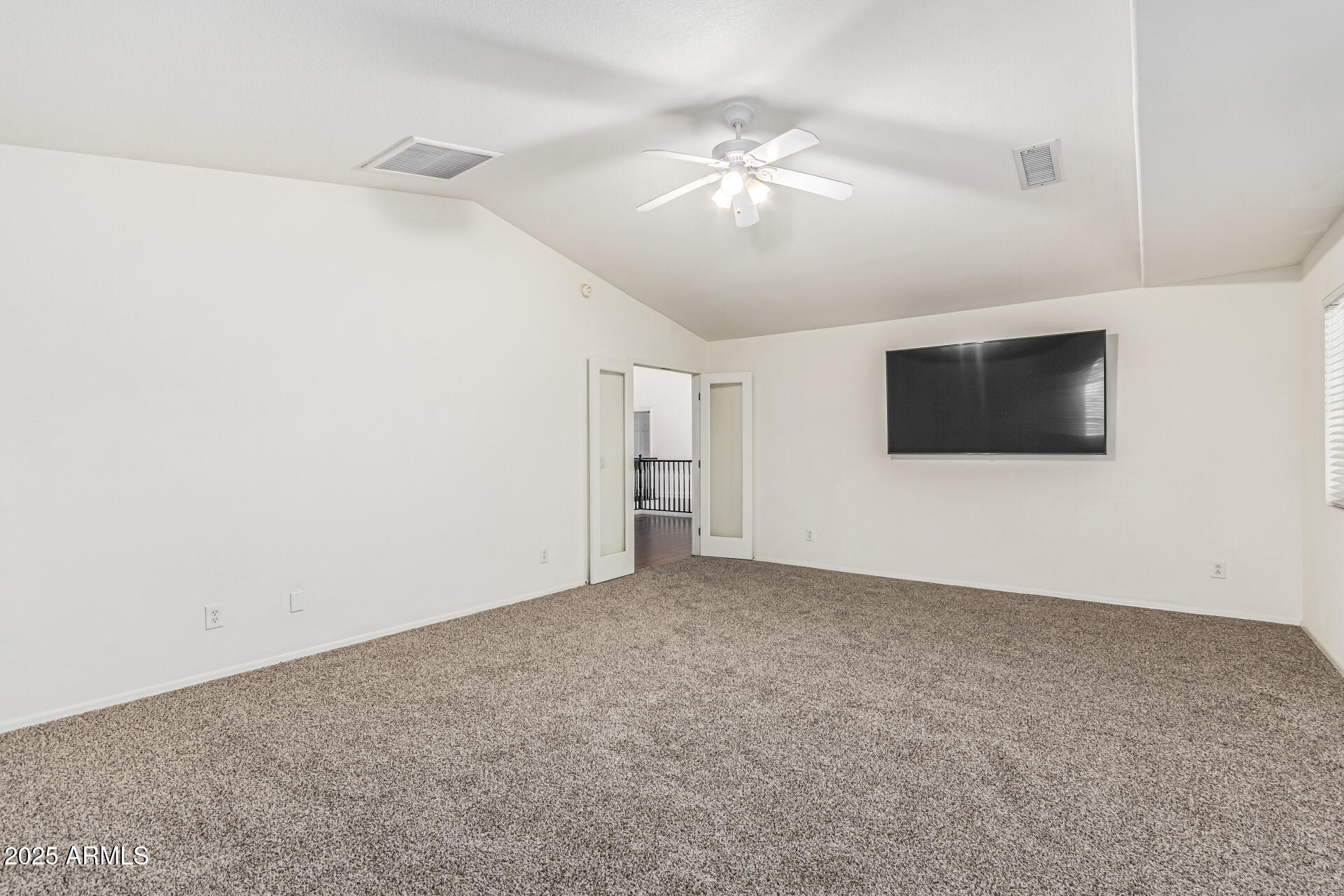 1031 W Longhorn Drive