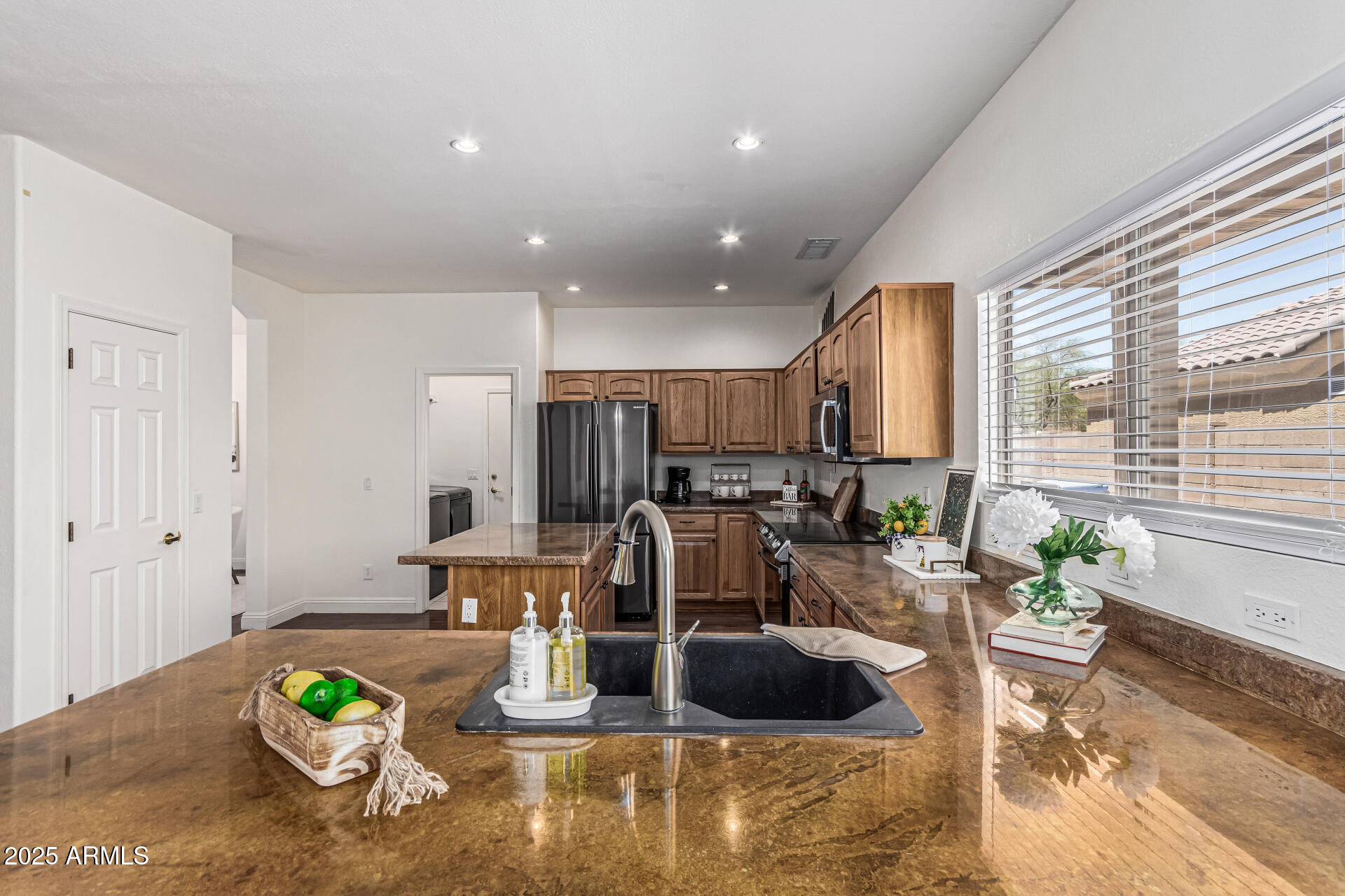 1031 W Longhorn Drive