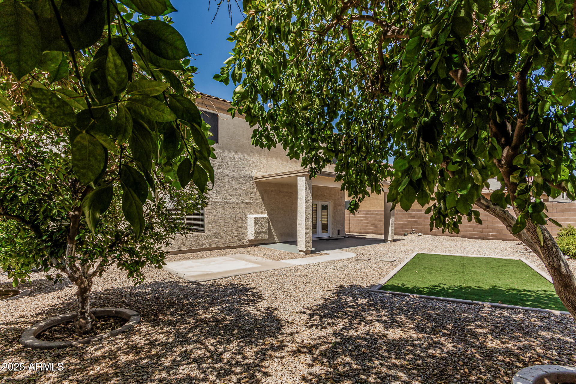 1031 W Longhorn Drive