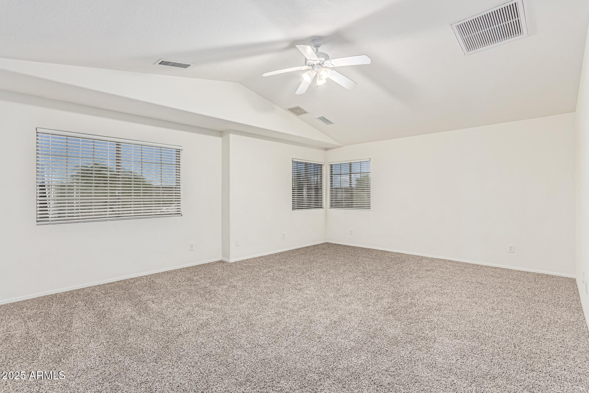 1031 W Longhorn Drive