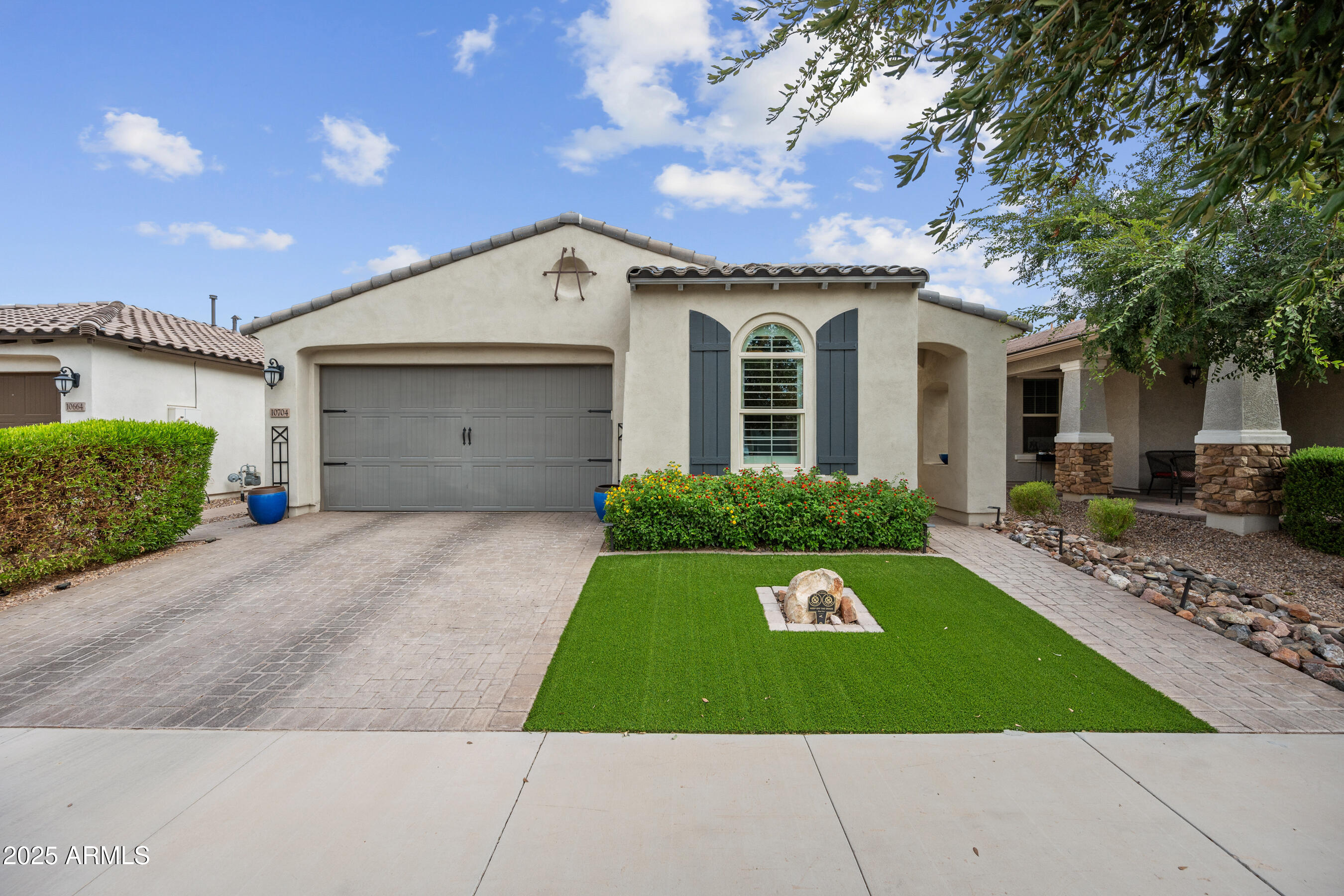 10704 E Twister Avenue