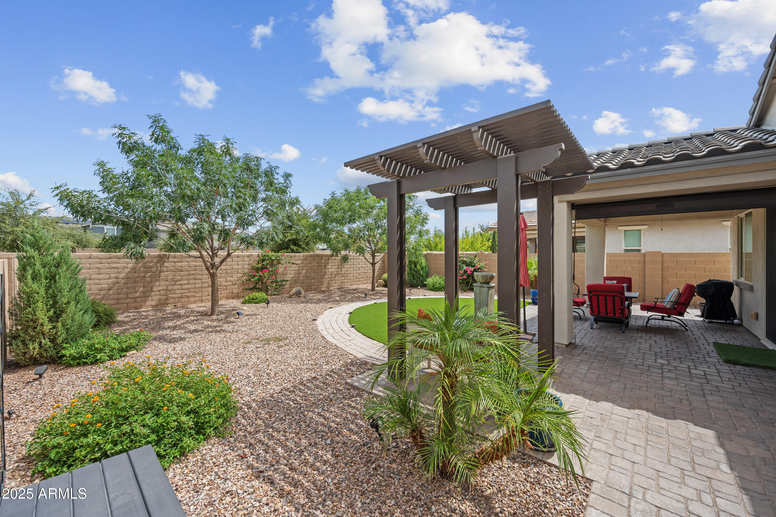 10704 E Twister Avenue