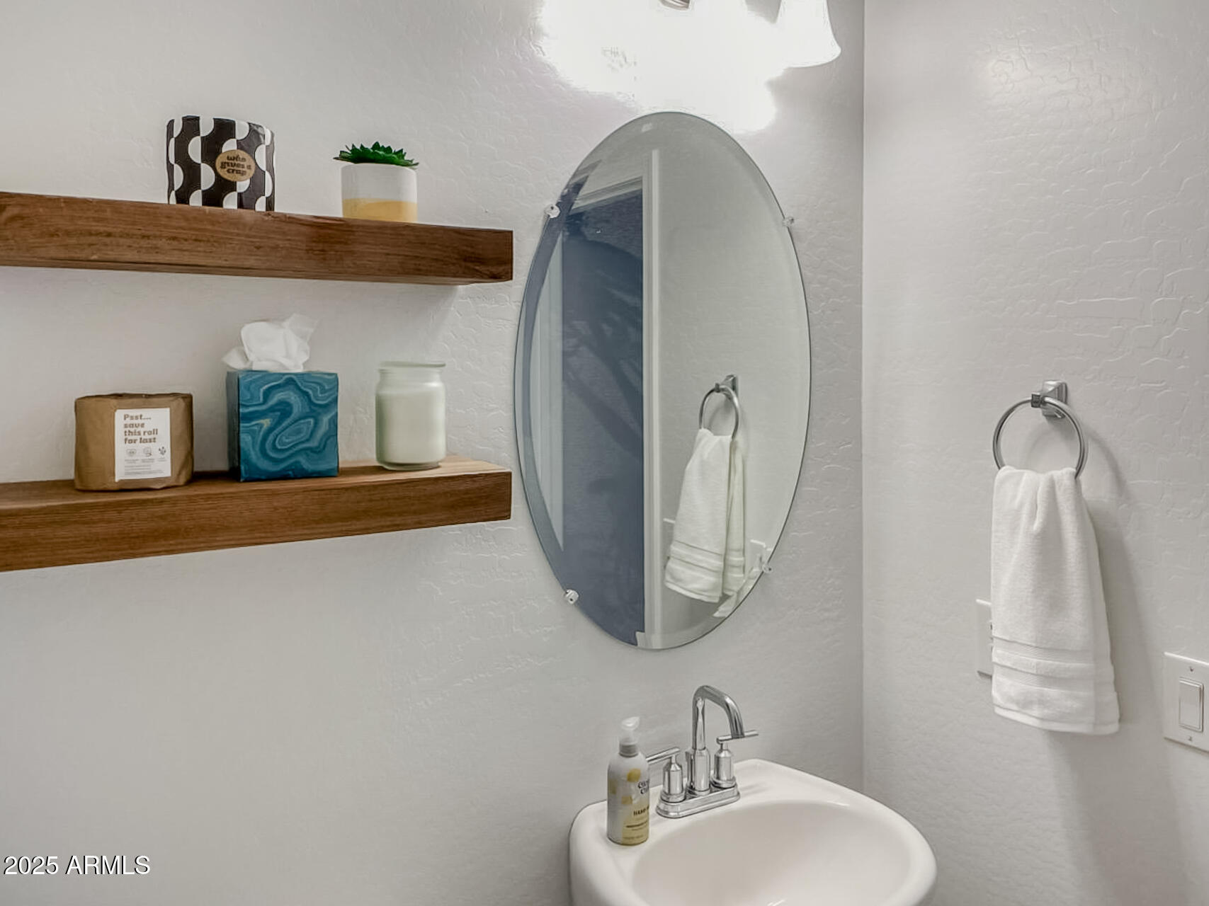 4750 E CHROMIUM Road