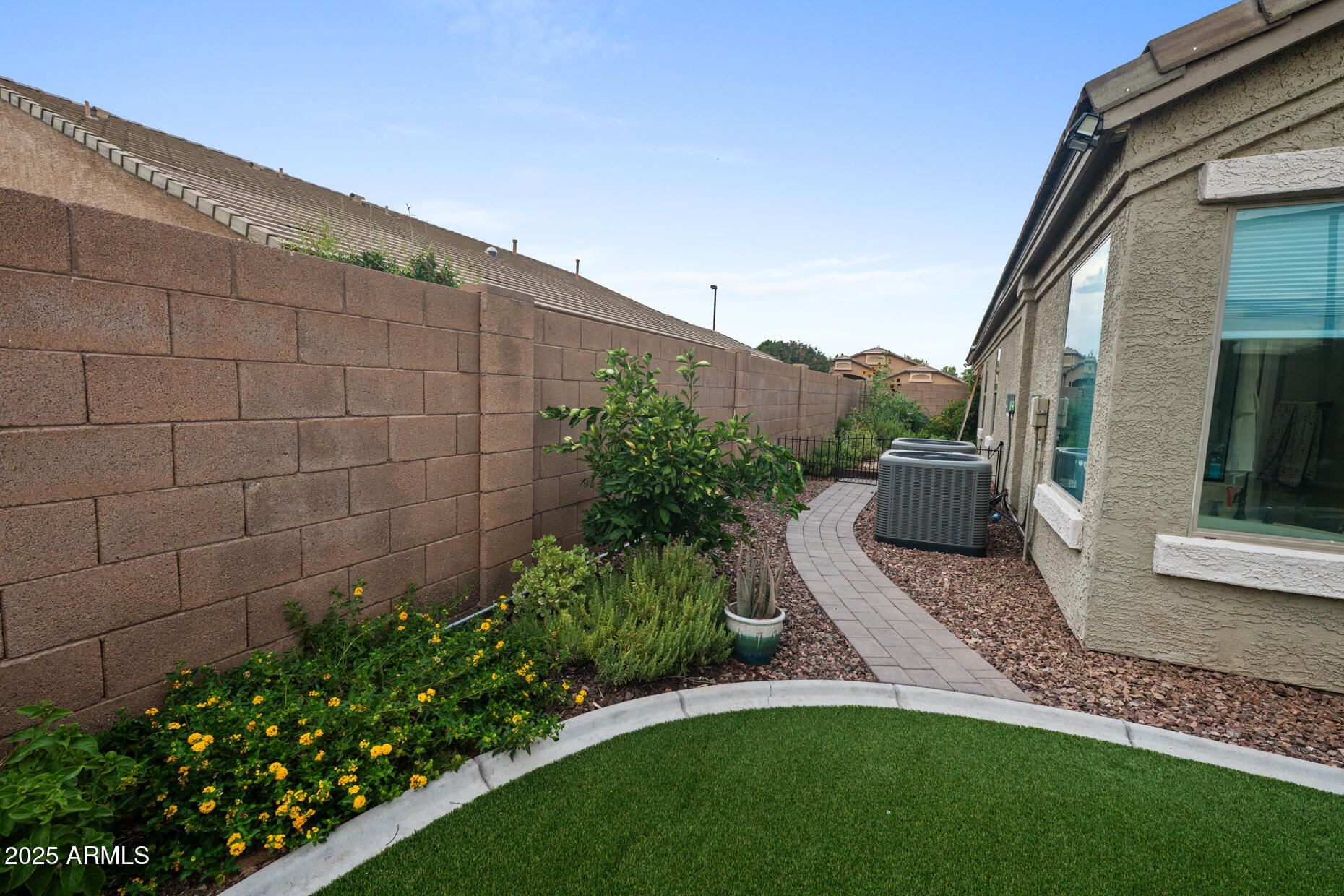 74 E CANYON CREEK Drive