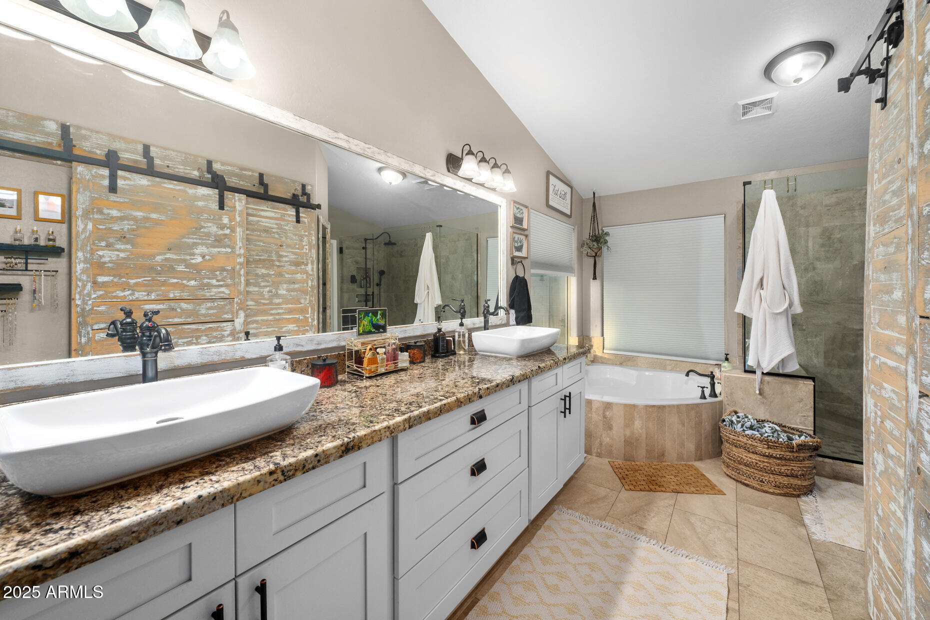 74 E CANYON CREEK Drive