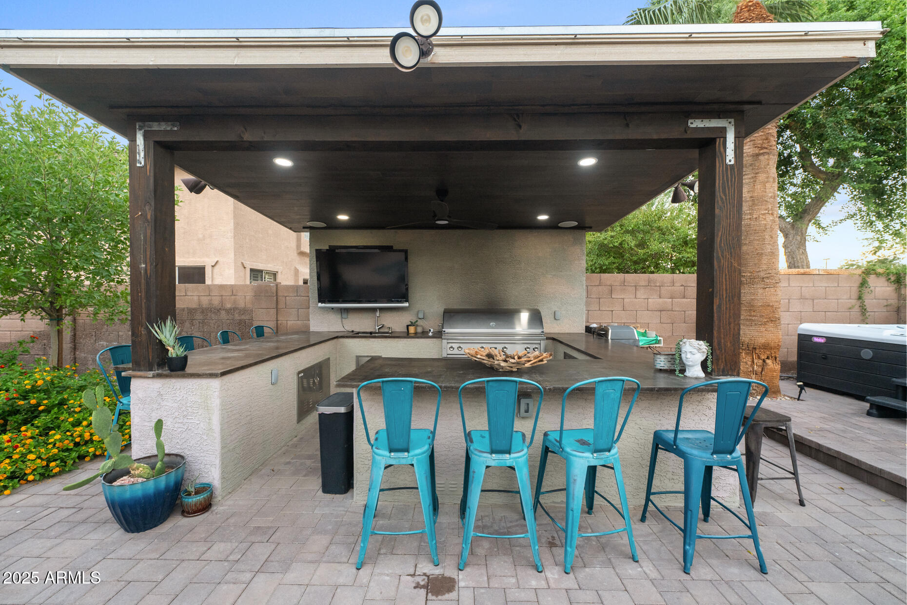 74 E CANYON CREEK Drive