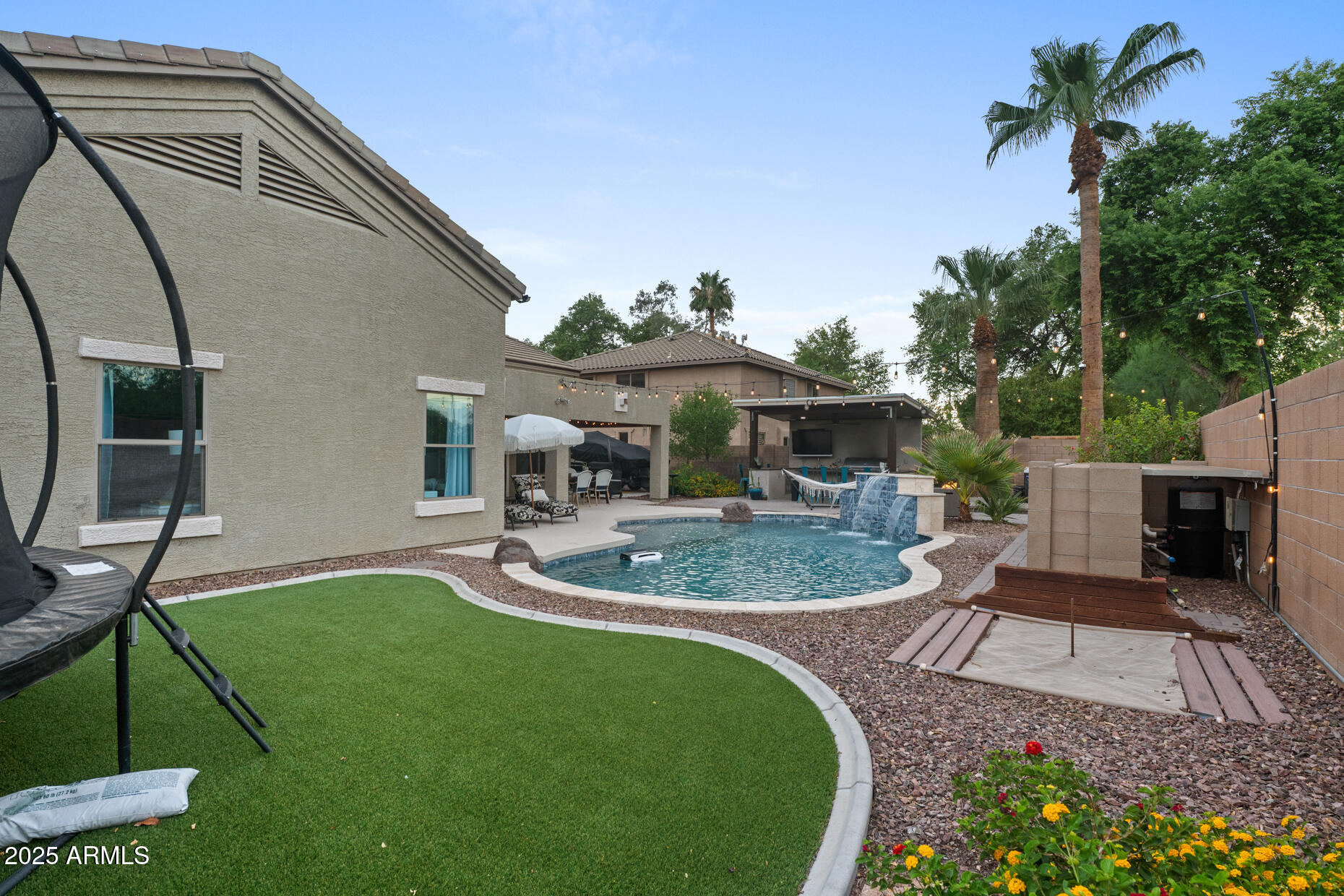 74 E CANYON CREEK Drive