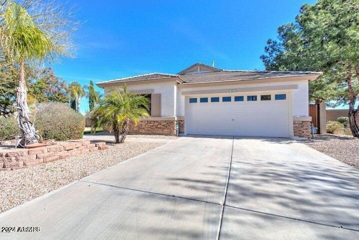 2131 S PEPPERTREE Drive