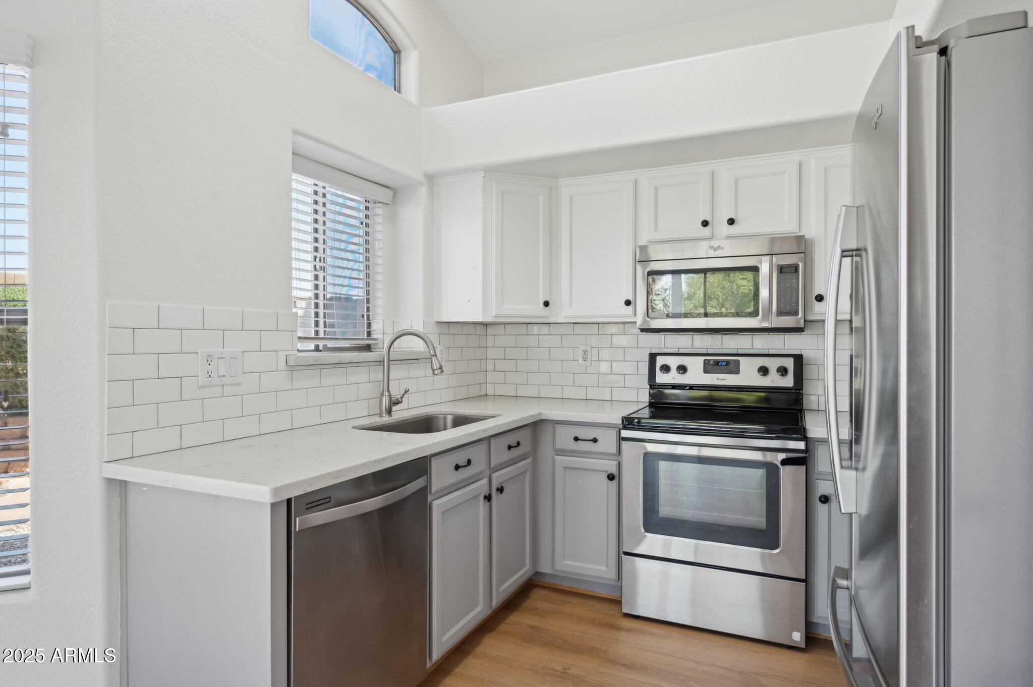 2131 S PEPPERTREE Drive