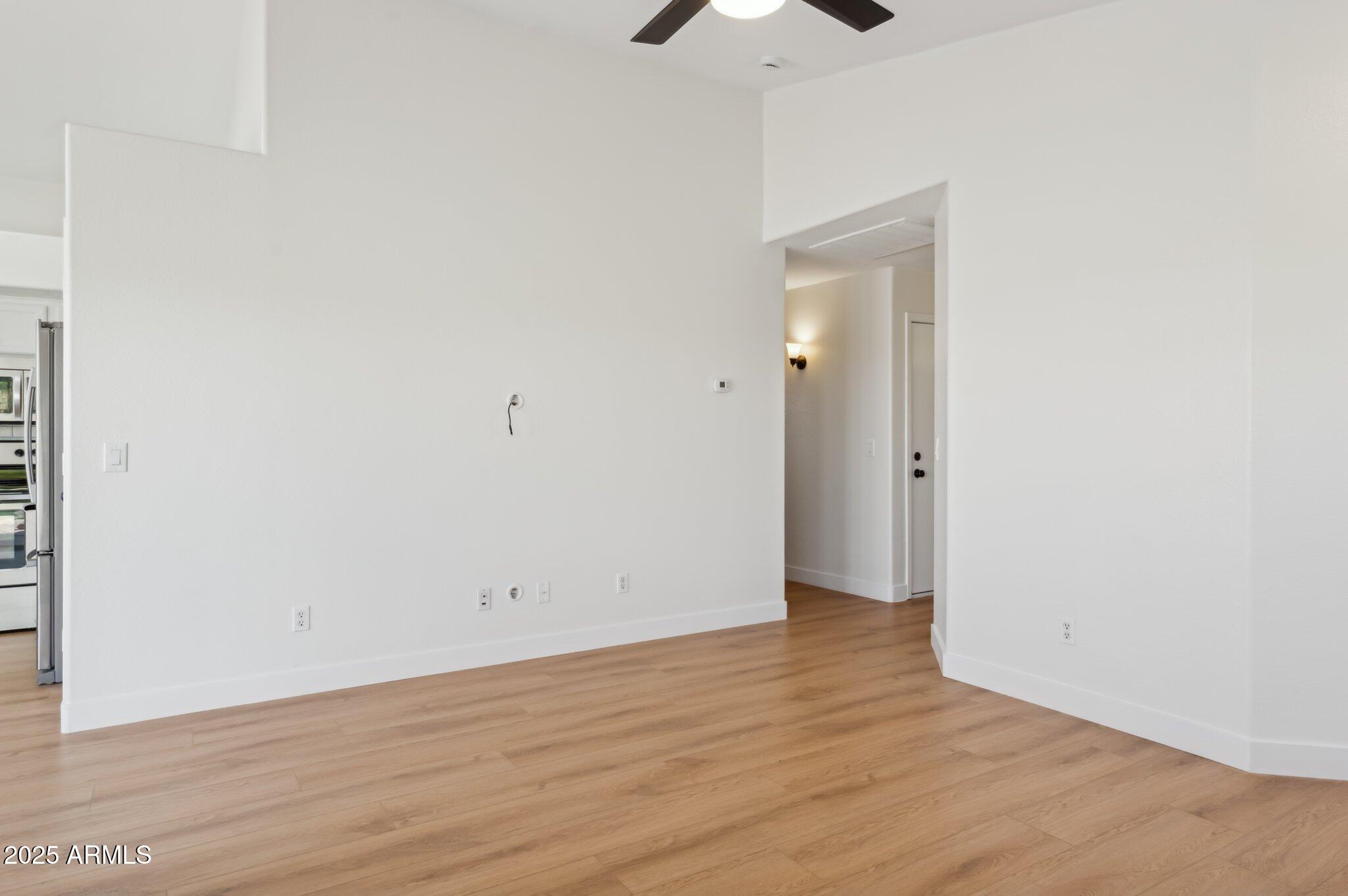 2131 S PEPPERTREE Drive