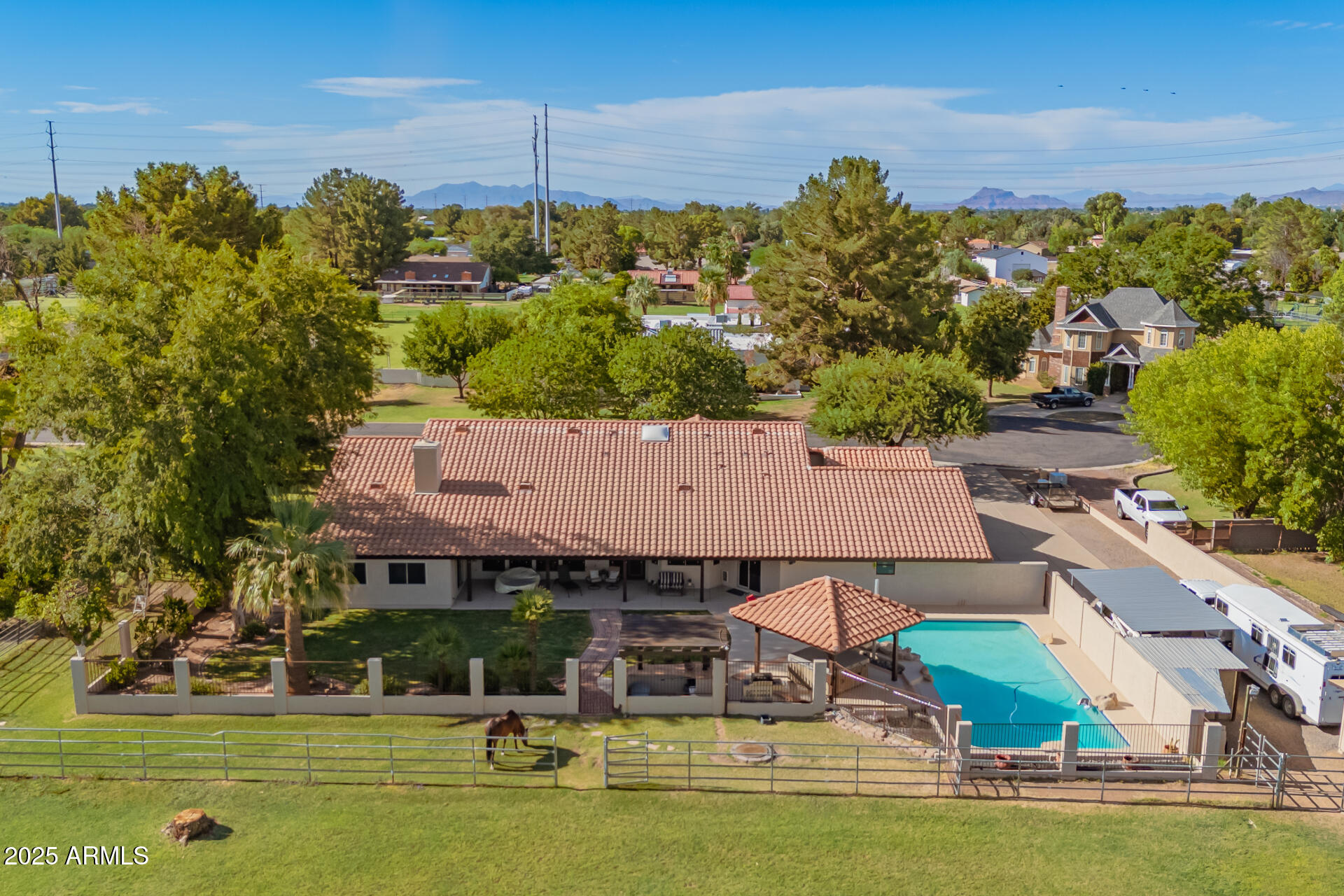 2129 E Page Avenue