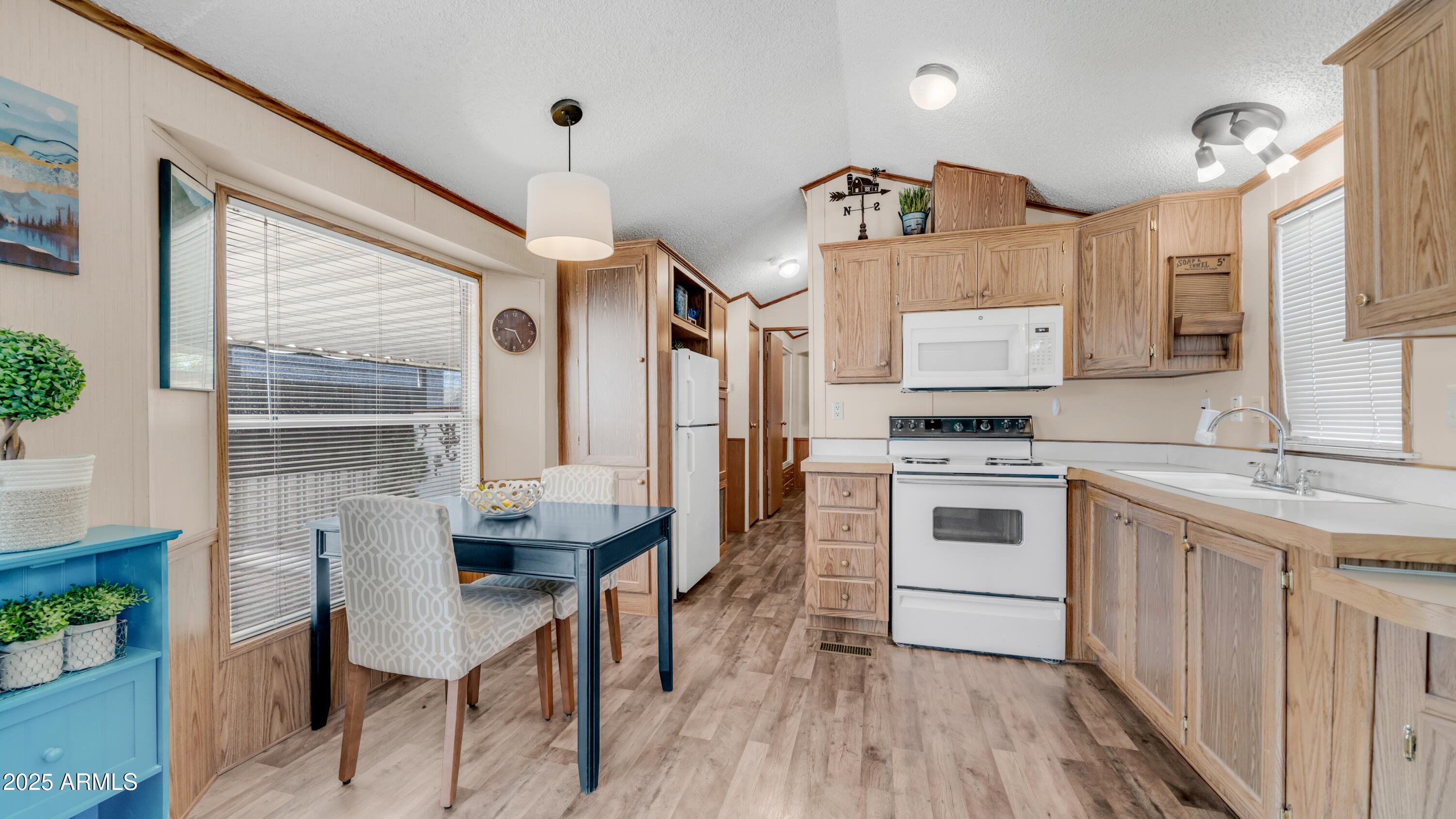 542 ROCK HOUND Drive, 542