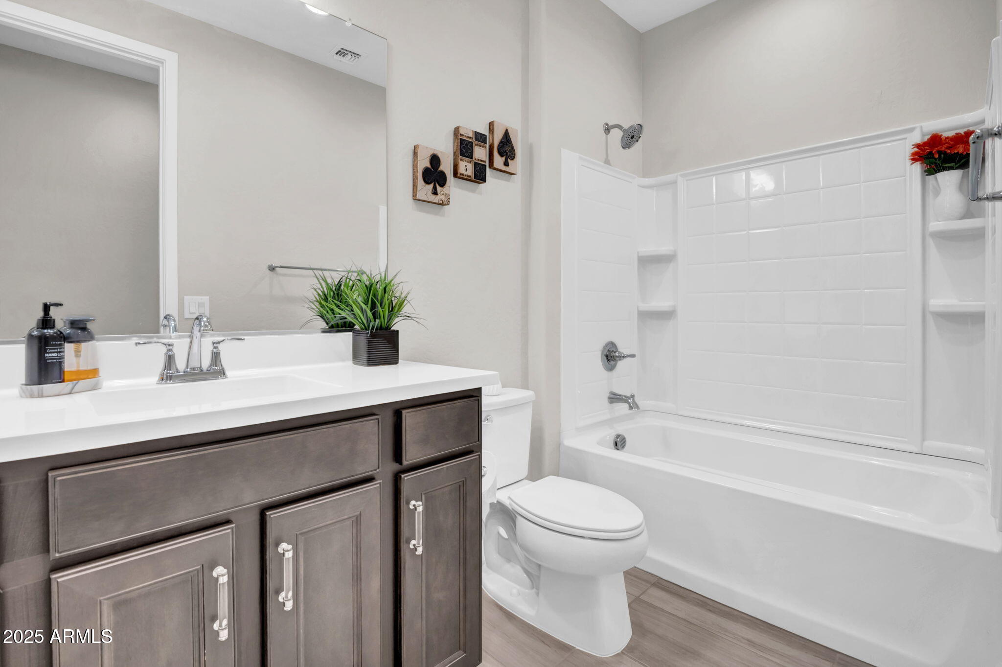 9638 E SPIRAL Avenue