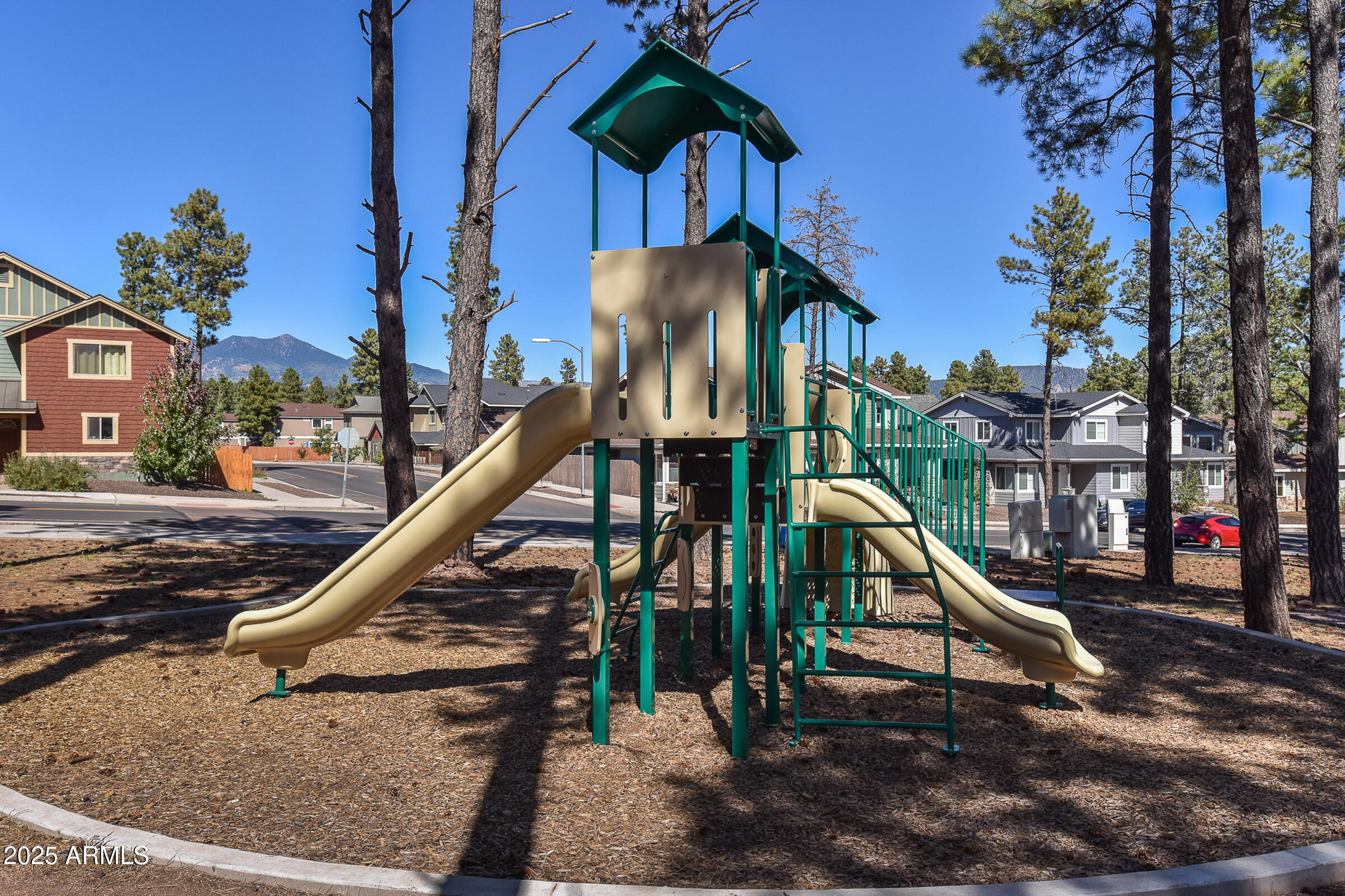 2477 W MISSION TIMBER Circle