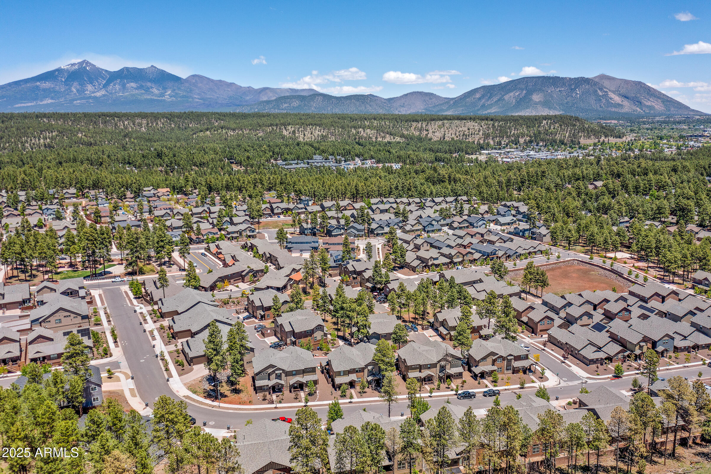 2477 W MISSION TIMBER Circle