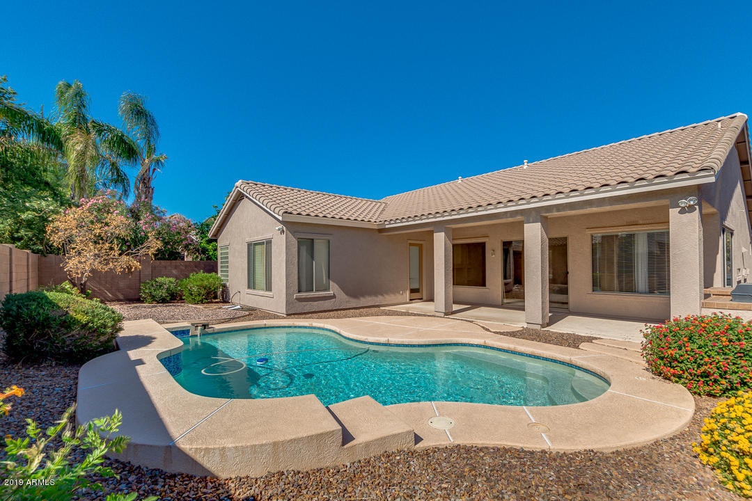 3279 E BRIDGEPORT Parkway