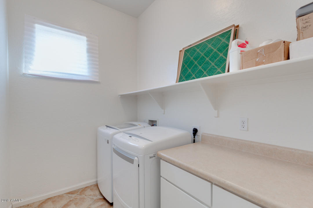 3279 E BRIDGEPORT Parkway