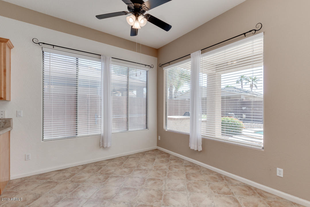 3279 E BRIDGEPORT Parkway