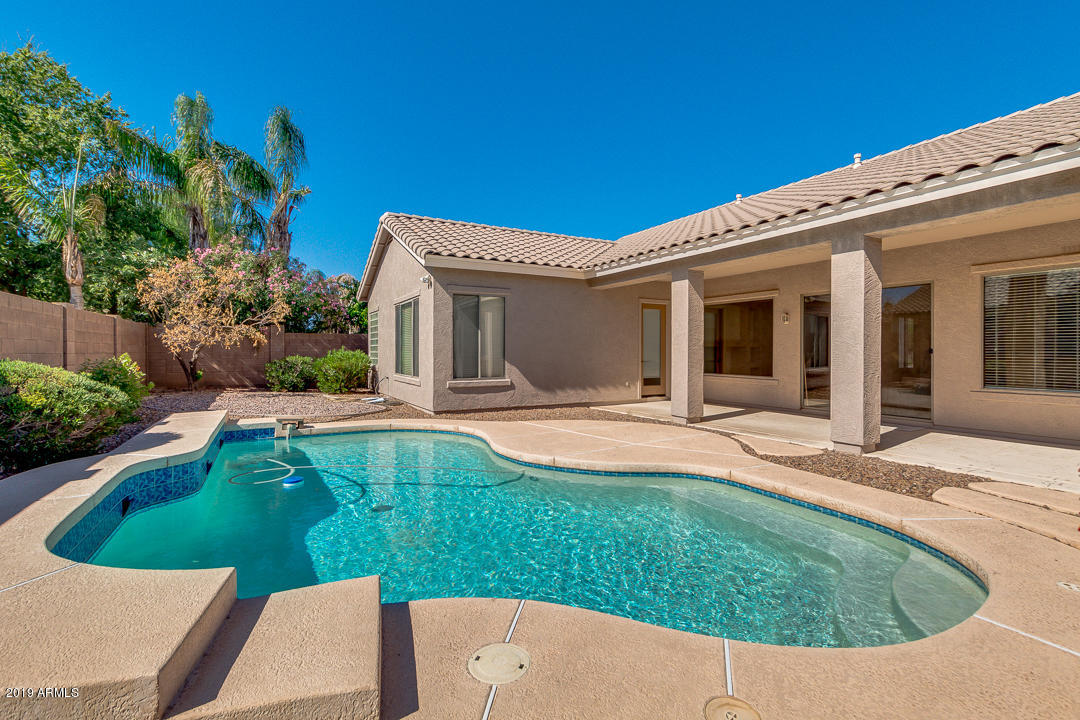 3279 E BRIDGEPORT Parkway