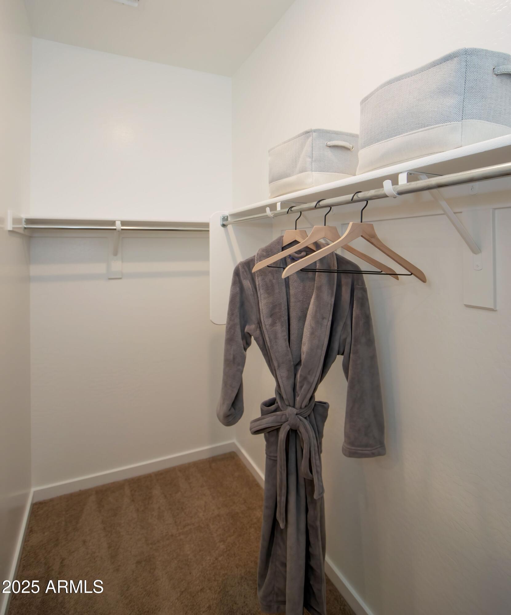 7046 E EAGLE NEST Way