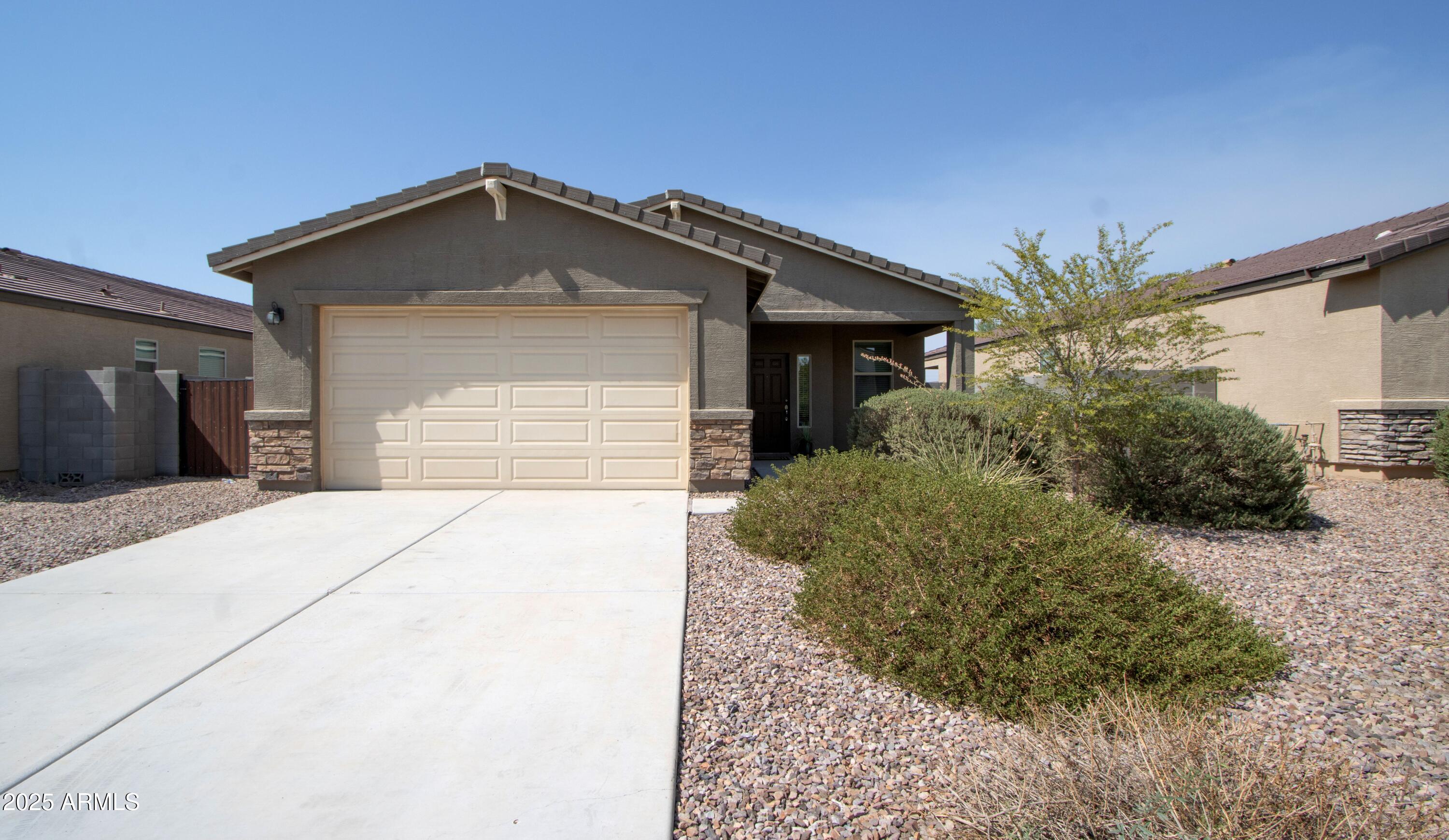 7046 E EAGLE NEST Way