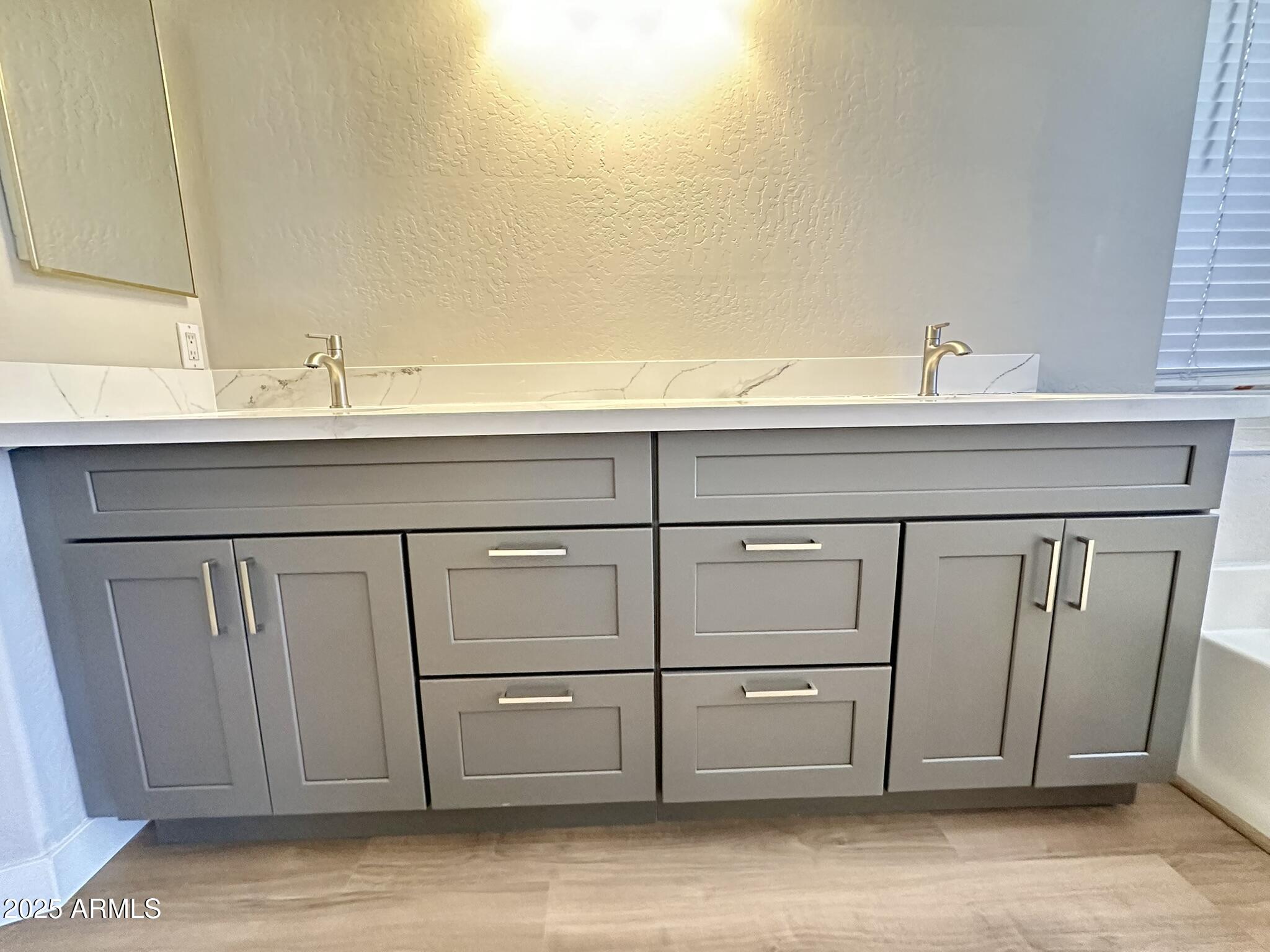 4781 W HARRISON Street