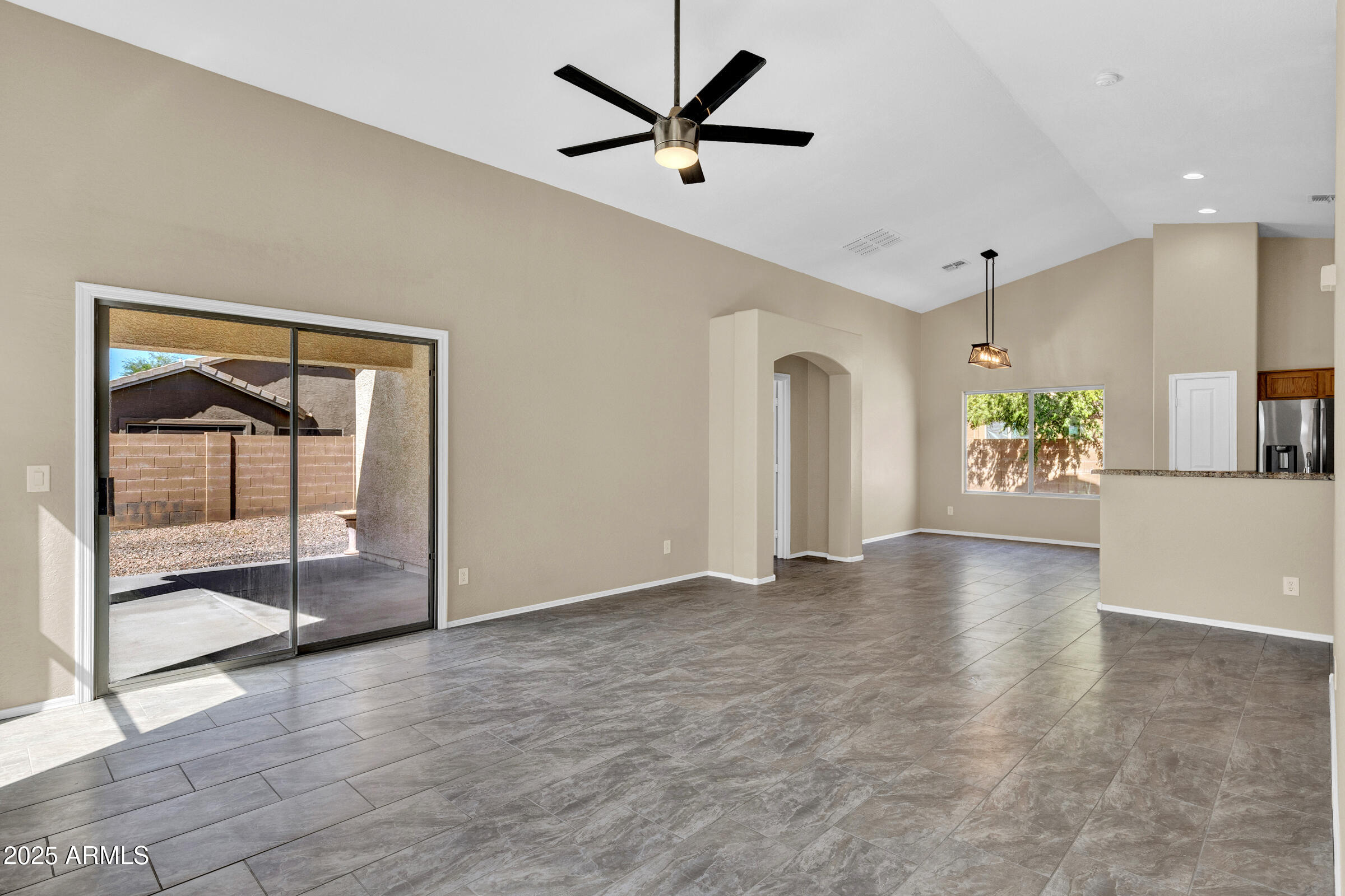 22363 E VIA DEL PALO