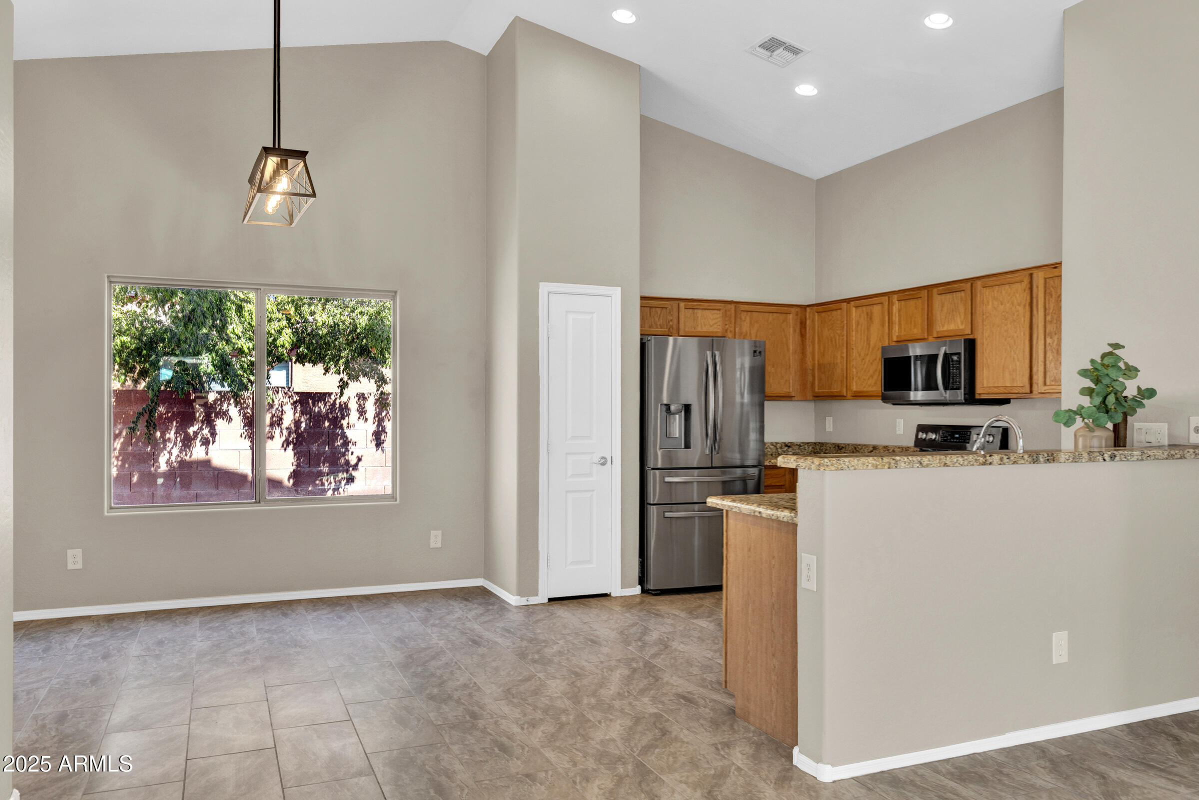 22363 E VIA DEL PALO