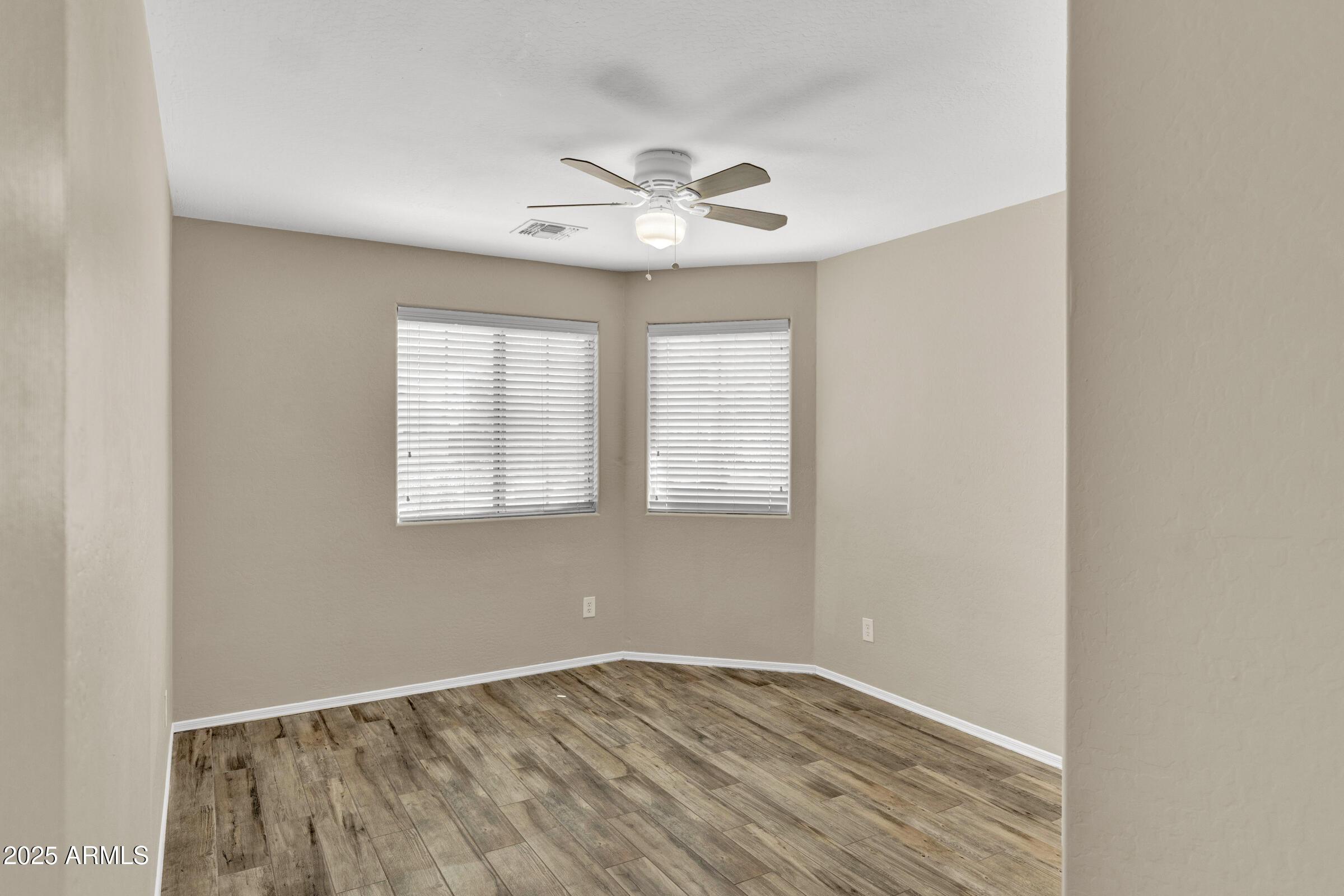 22363 E VIA DEL PALO