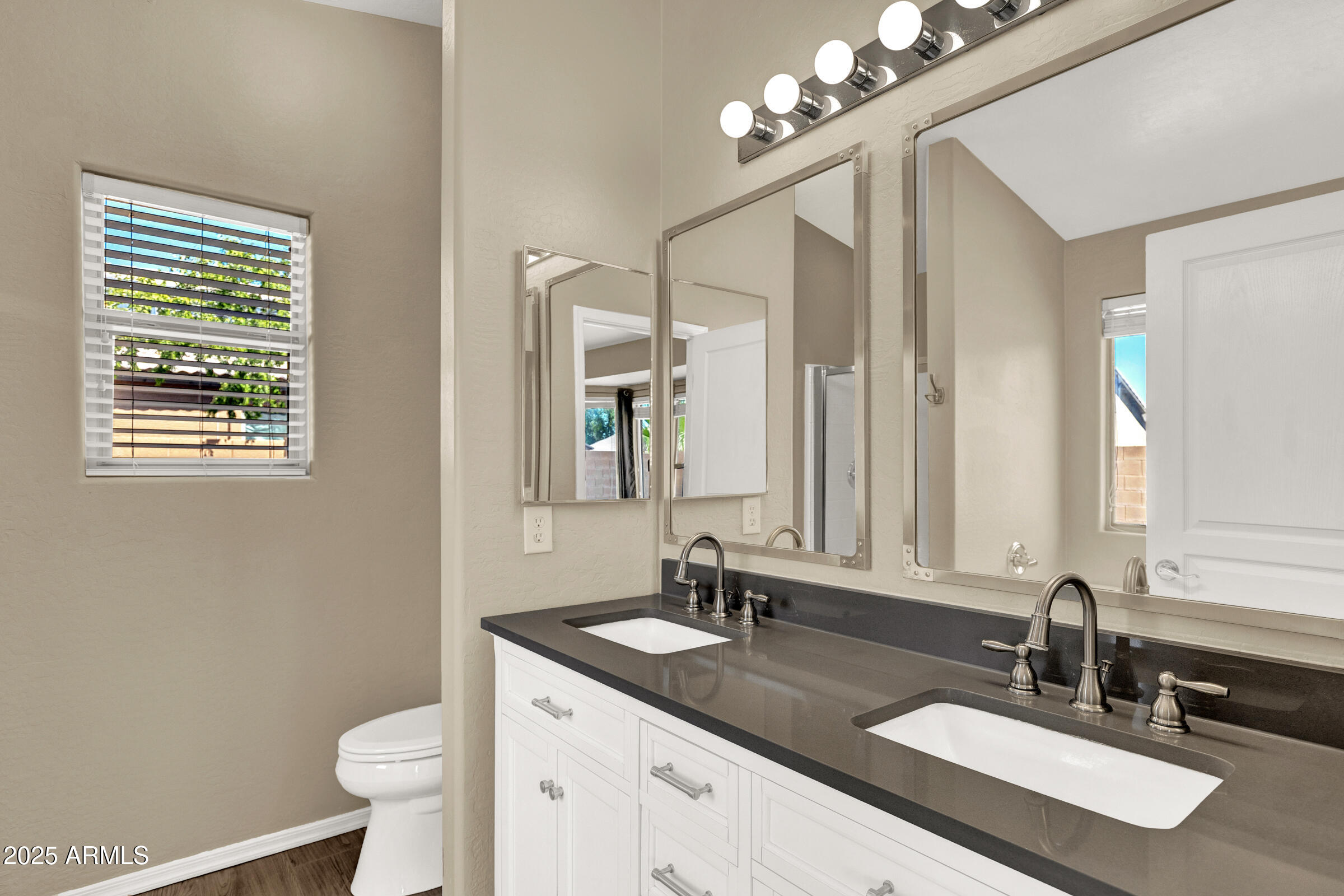 22363 E VIA DEL PALO