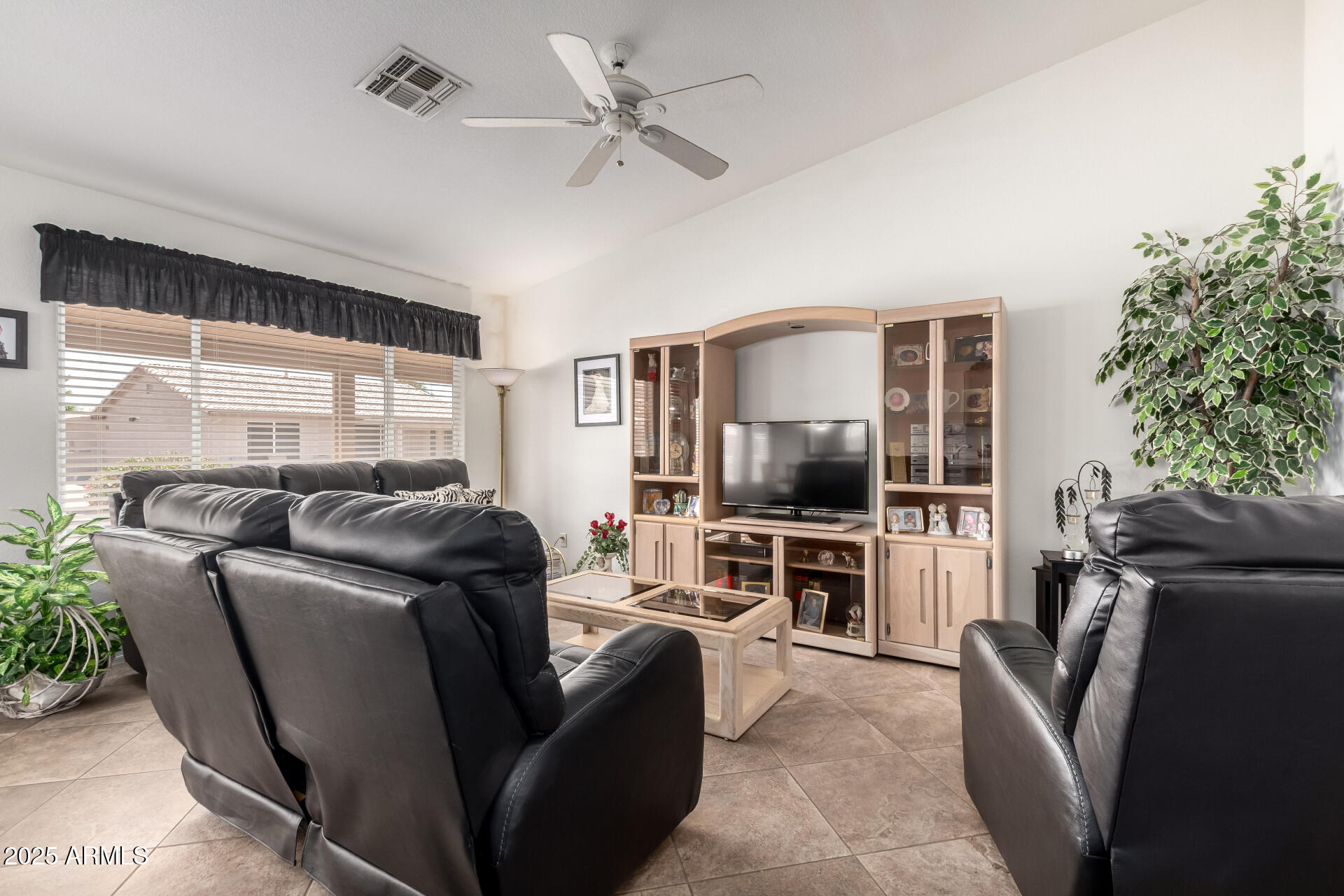 1381 E LA COSTA Drive