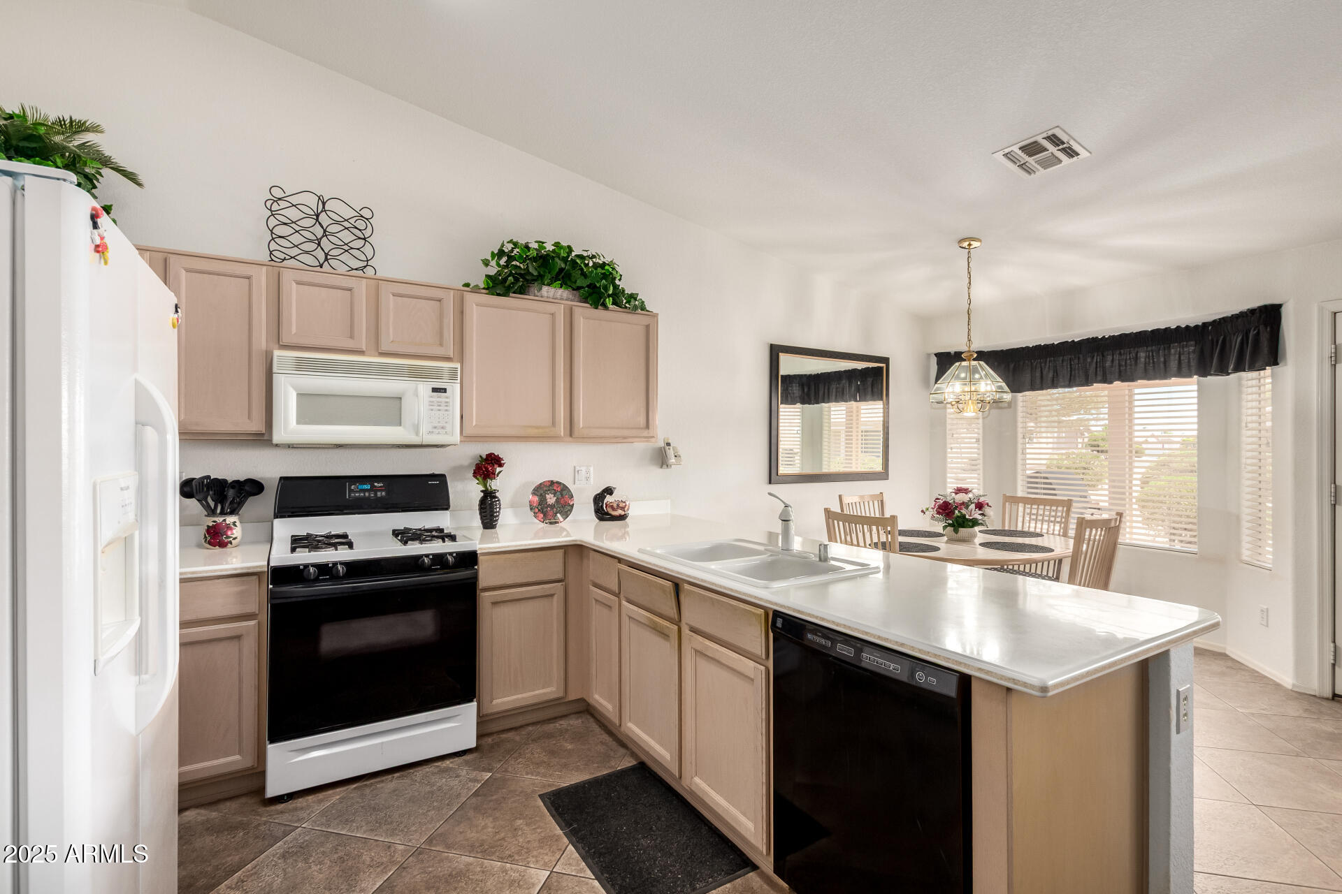 1381 E LA COSTA Drive