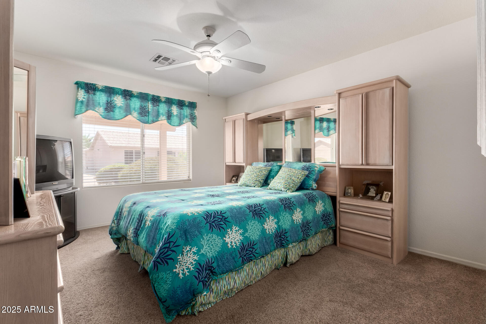 1381 E LA COSTA Drive