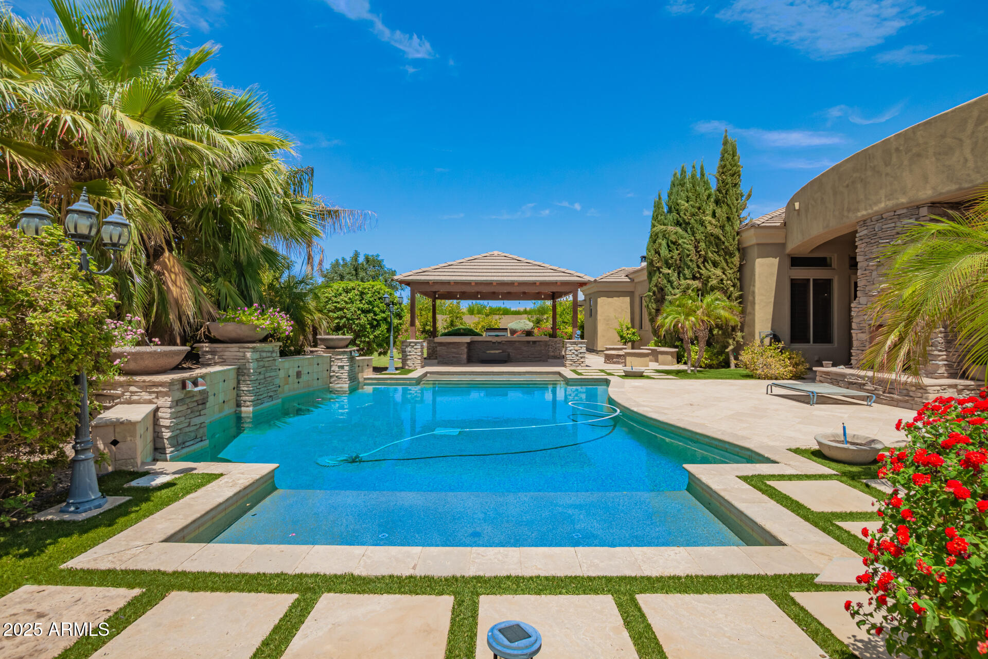 26118 S WASHINGTON Street