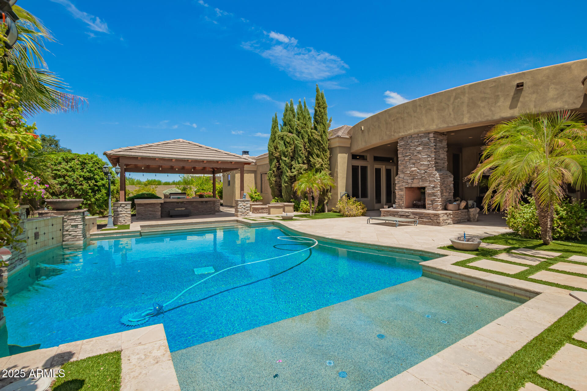 26118 S WASHINGTON Street