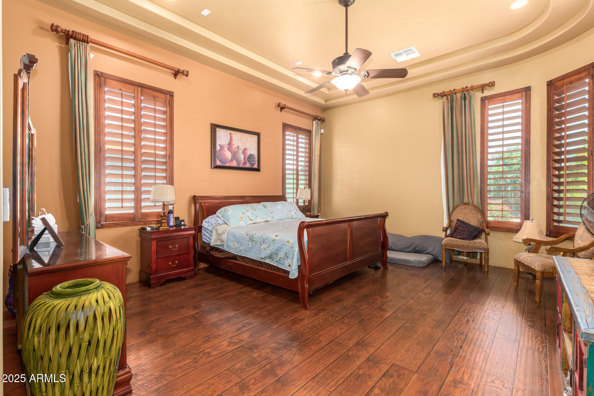 26118 S WASHINGTON Street