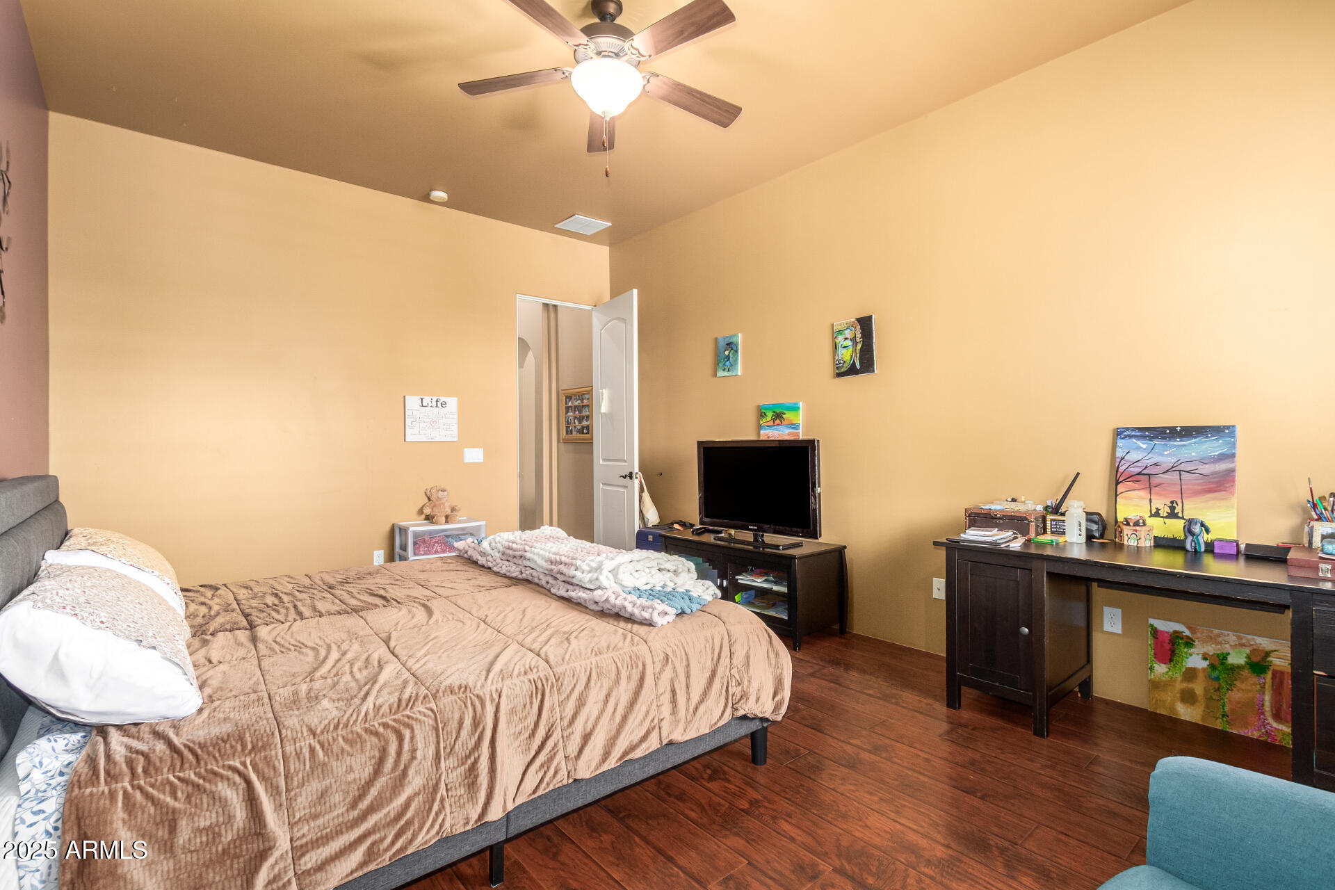 26118 S WASHINGTON Street