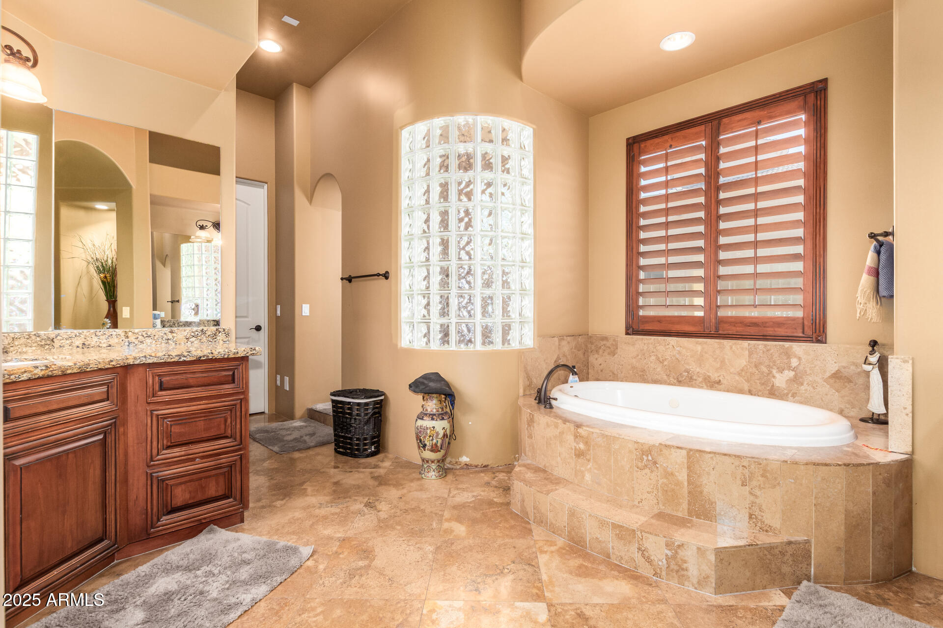 26118 S WASHINGTON Street