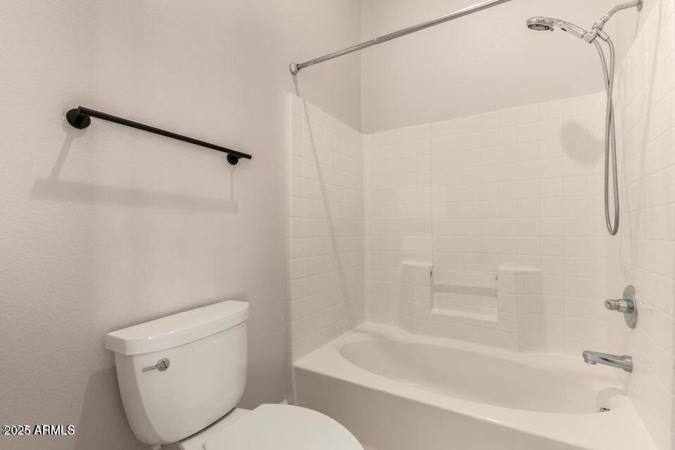 2727 N PRICE Road, 32