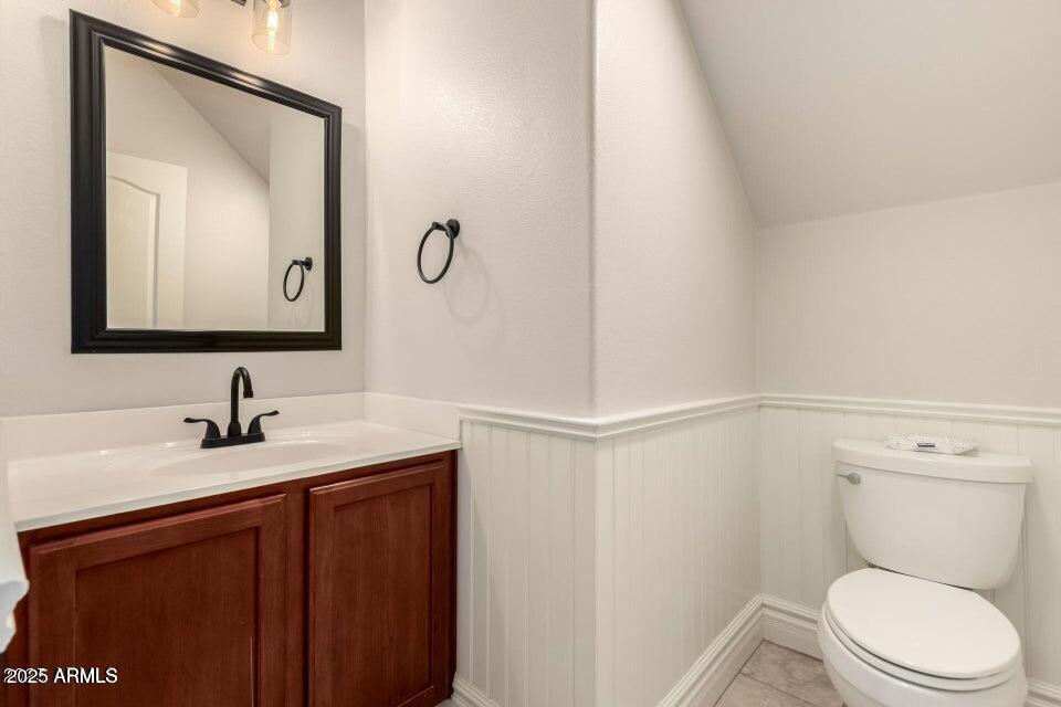 2727 N PRICE Road, 32