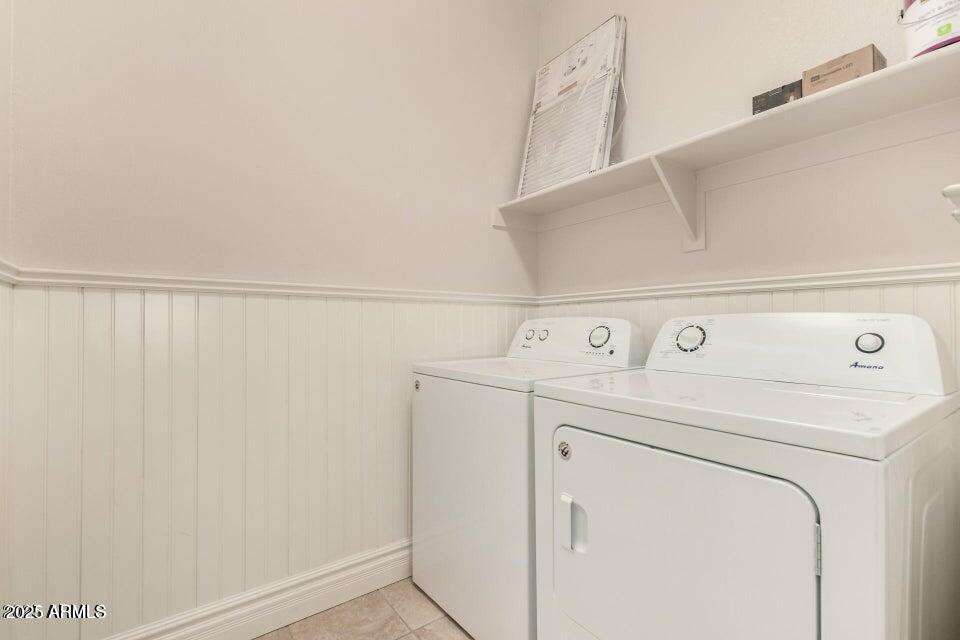 2727 N PRICE Road, 32