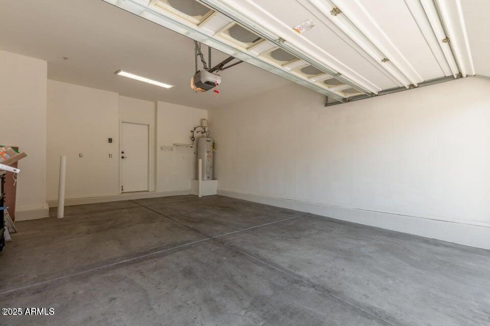 2727 N PRICE Road, 32